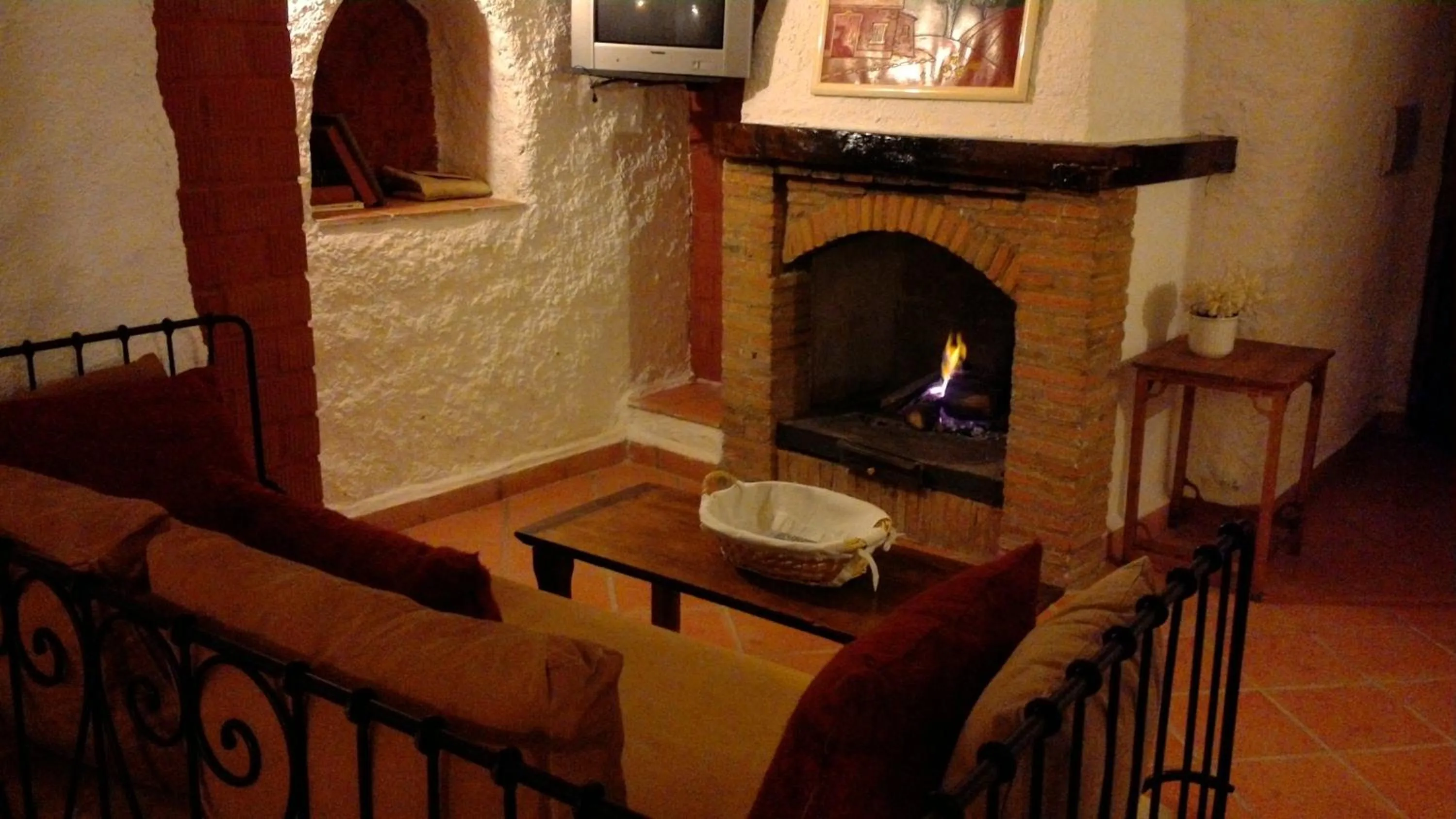 Casas Cueva y Cortijo La Tala en Guadix