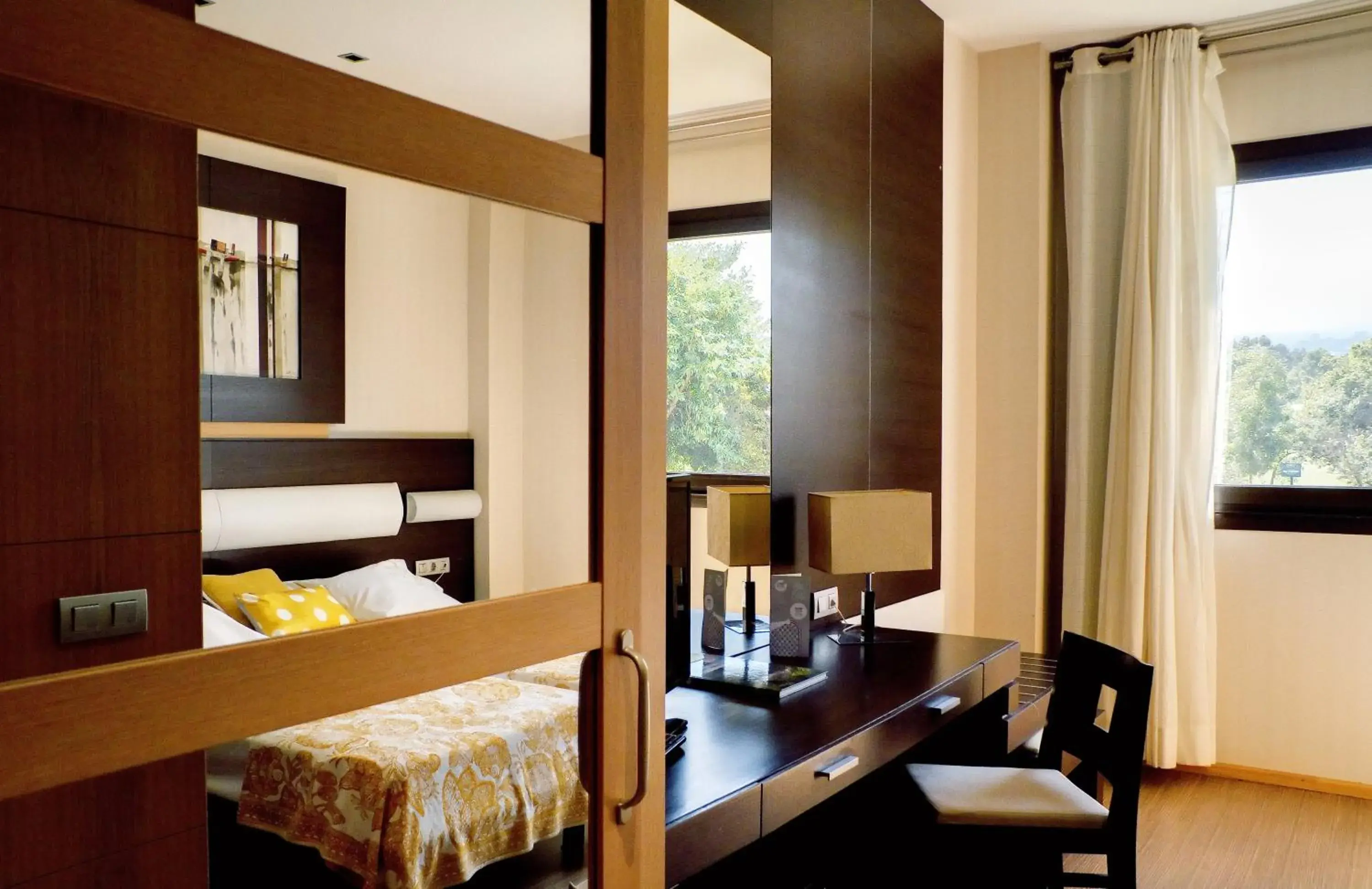 Double Room Romantic with Spa Access in Oca Palacio De La Llorea Hotel & Spa Double Room Romantic with Spa Access in Oca Palacio De La Llorea Hotel & Spa