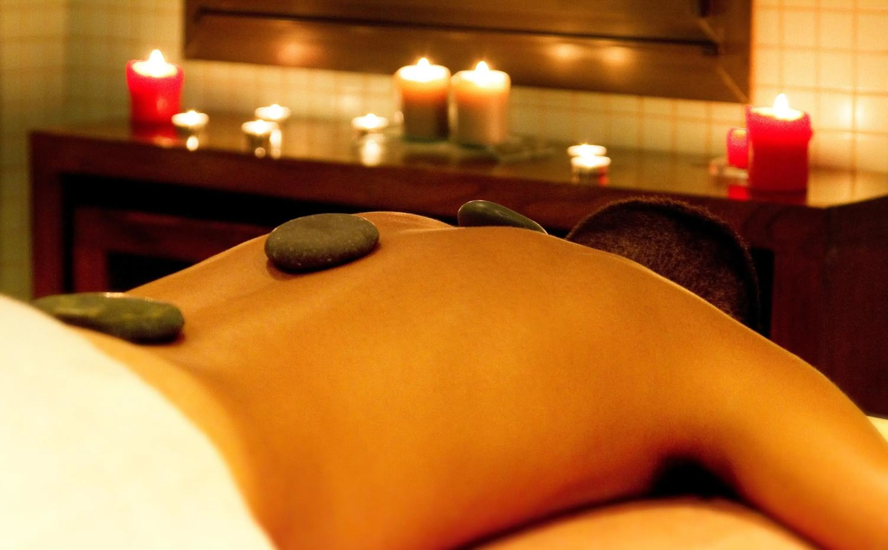 Massage in Oca Palacio De La Llorea Hotel & Spa