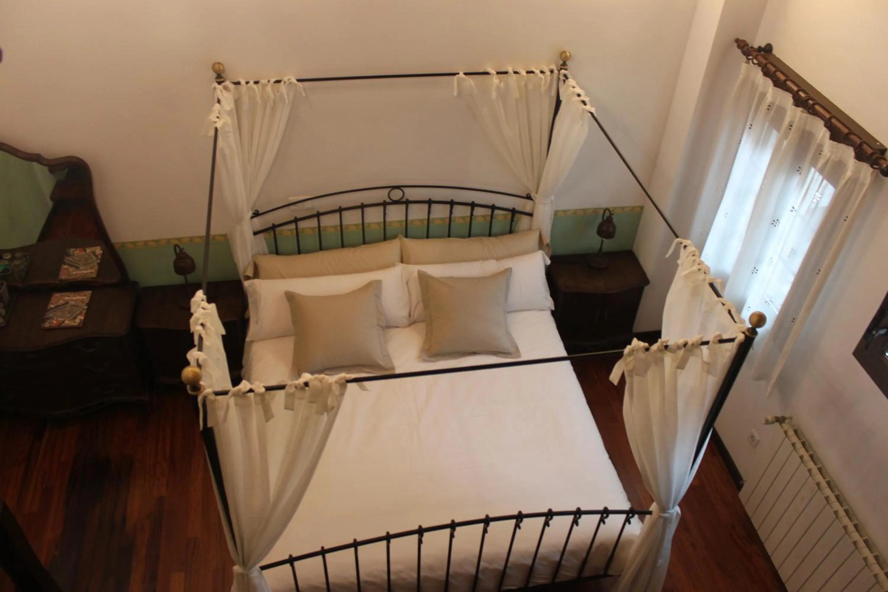 Bed in Hotel SPA Atxaspi