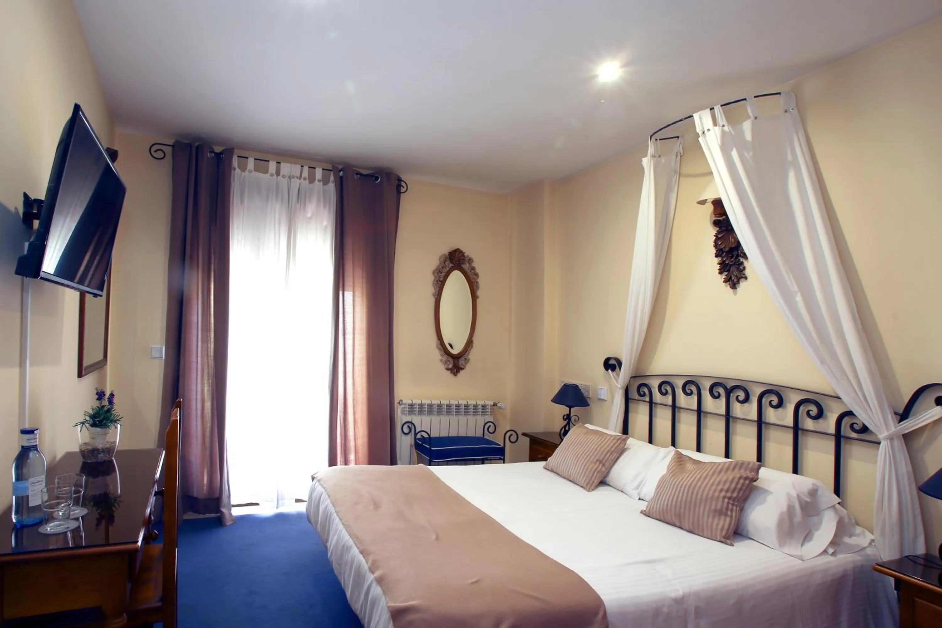 Hotel Arco San Vicente