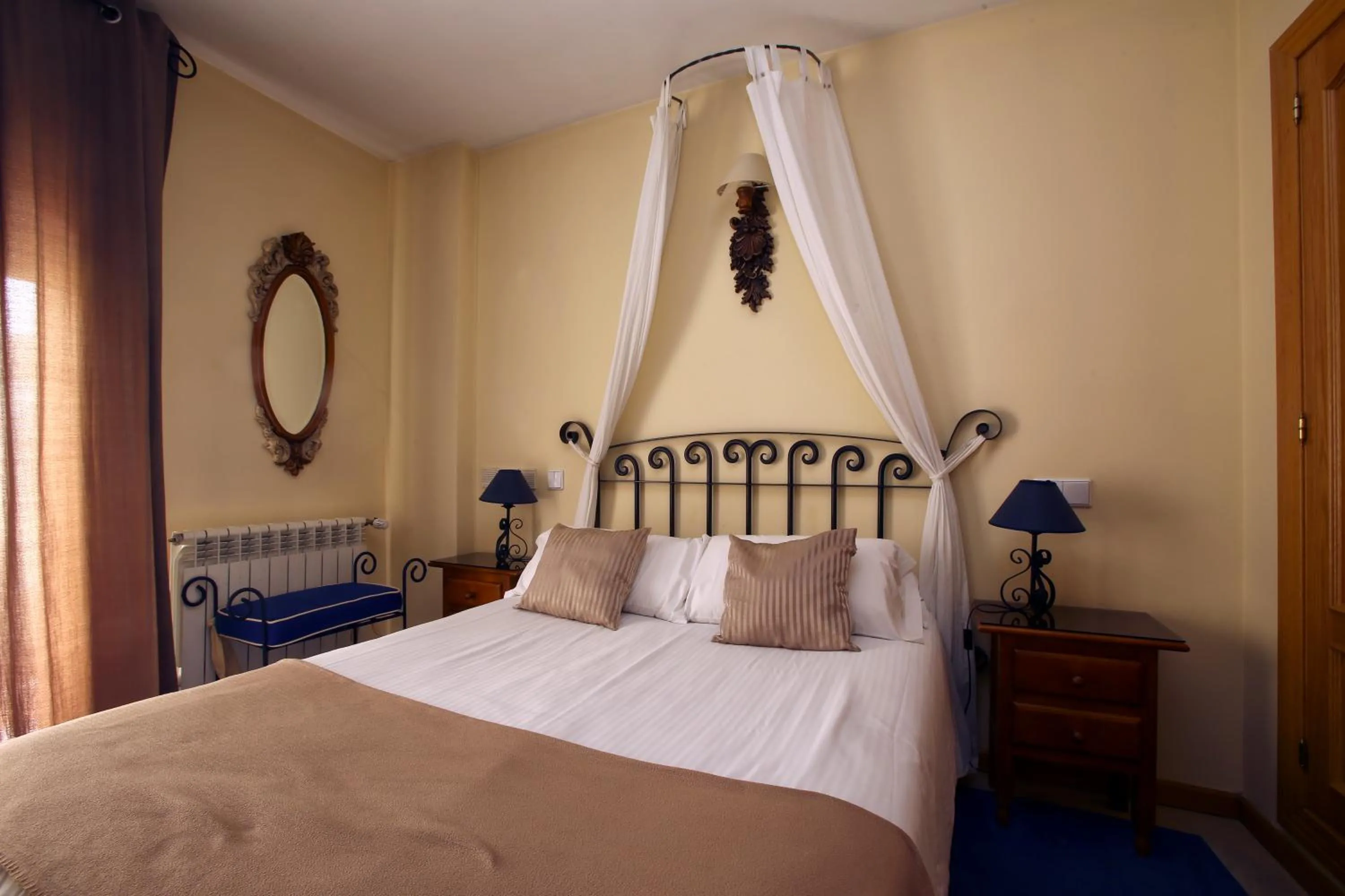 Hotel Arco San Vicente