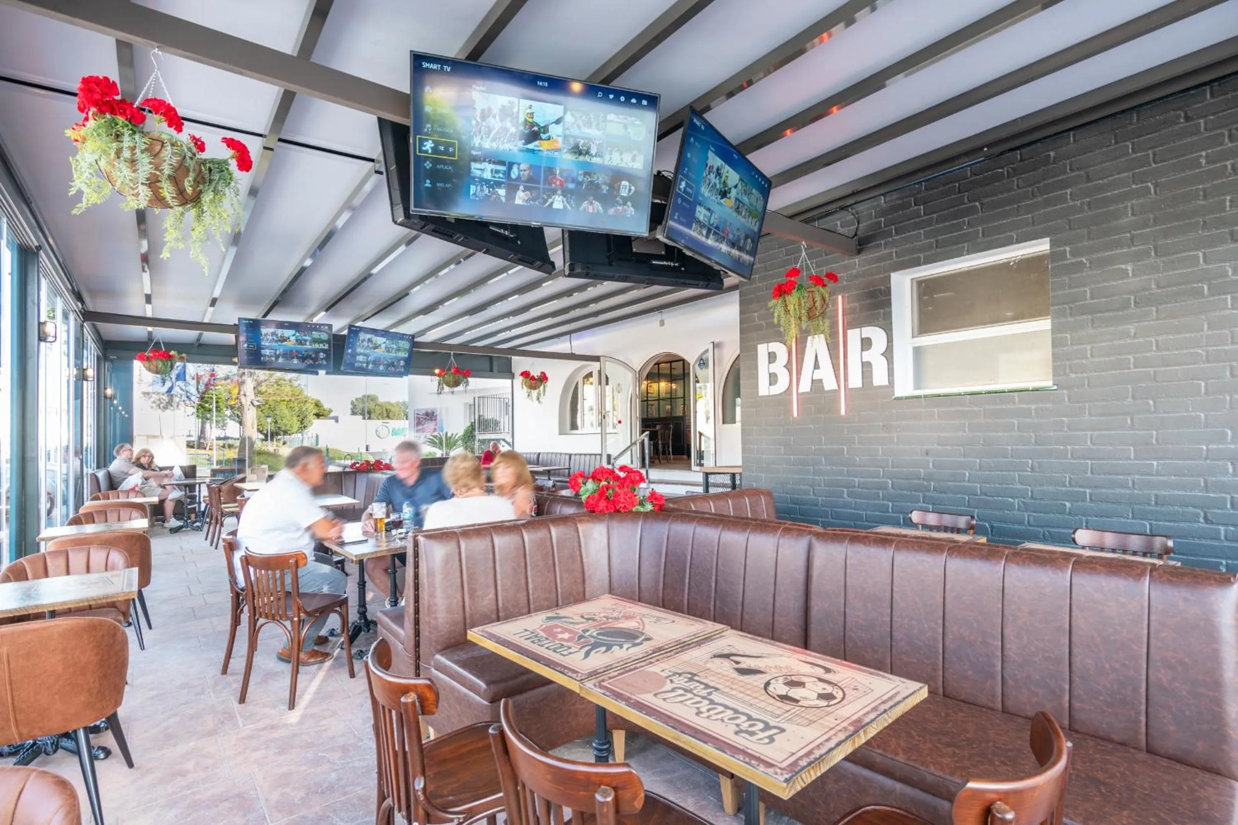 Restaurant/places to eat in Hotel Nerja Club by Dorobe