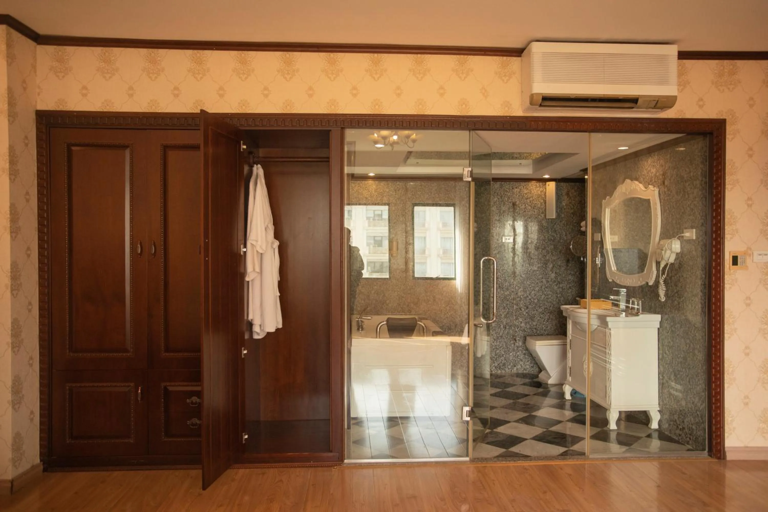 Bathroom in Sao Mai Hotel