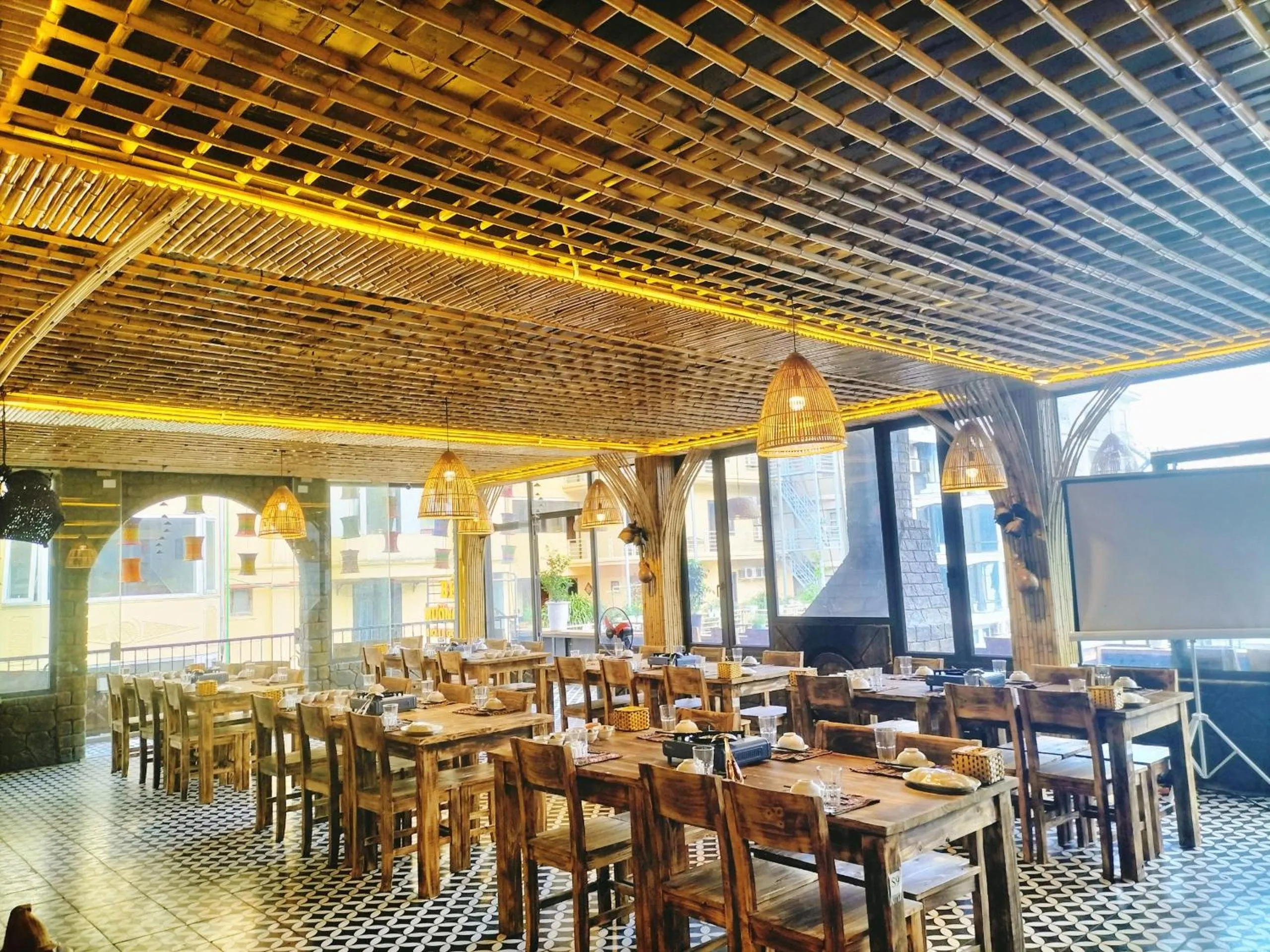 Restaurant/places to eat in Swan Sapa Hotel