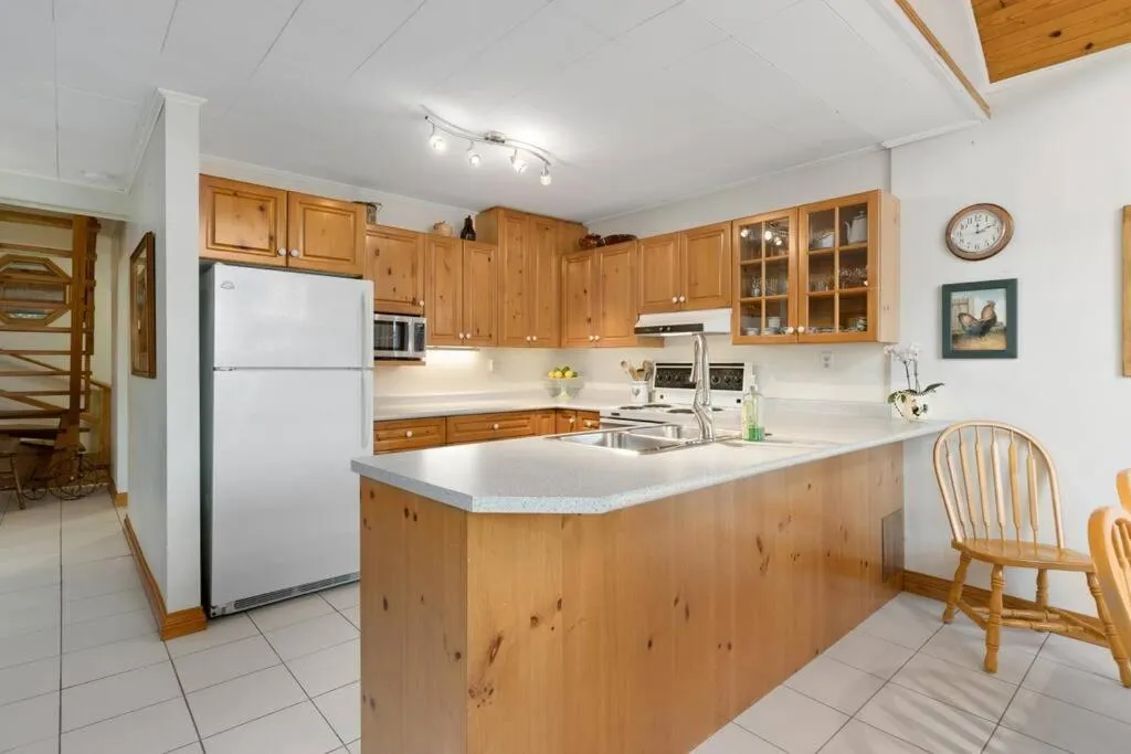 Bear Essentials Hideaway