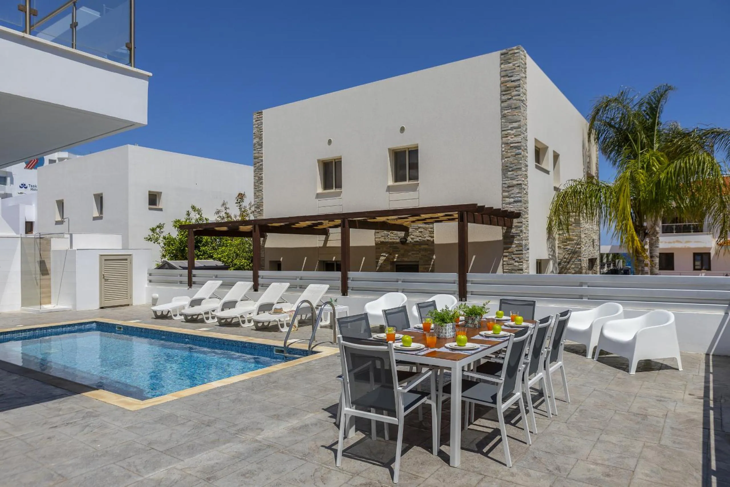Swimming pool in Protaras Sunrise Beach Villa 2