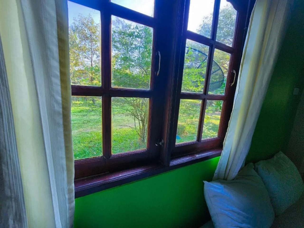 Garden view in Banmae Resort Kohchang