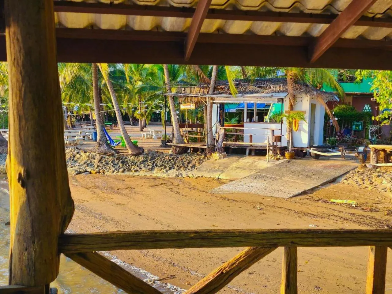 Day in Banmae Resort Kohchang