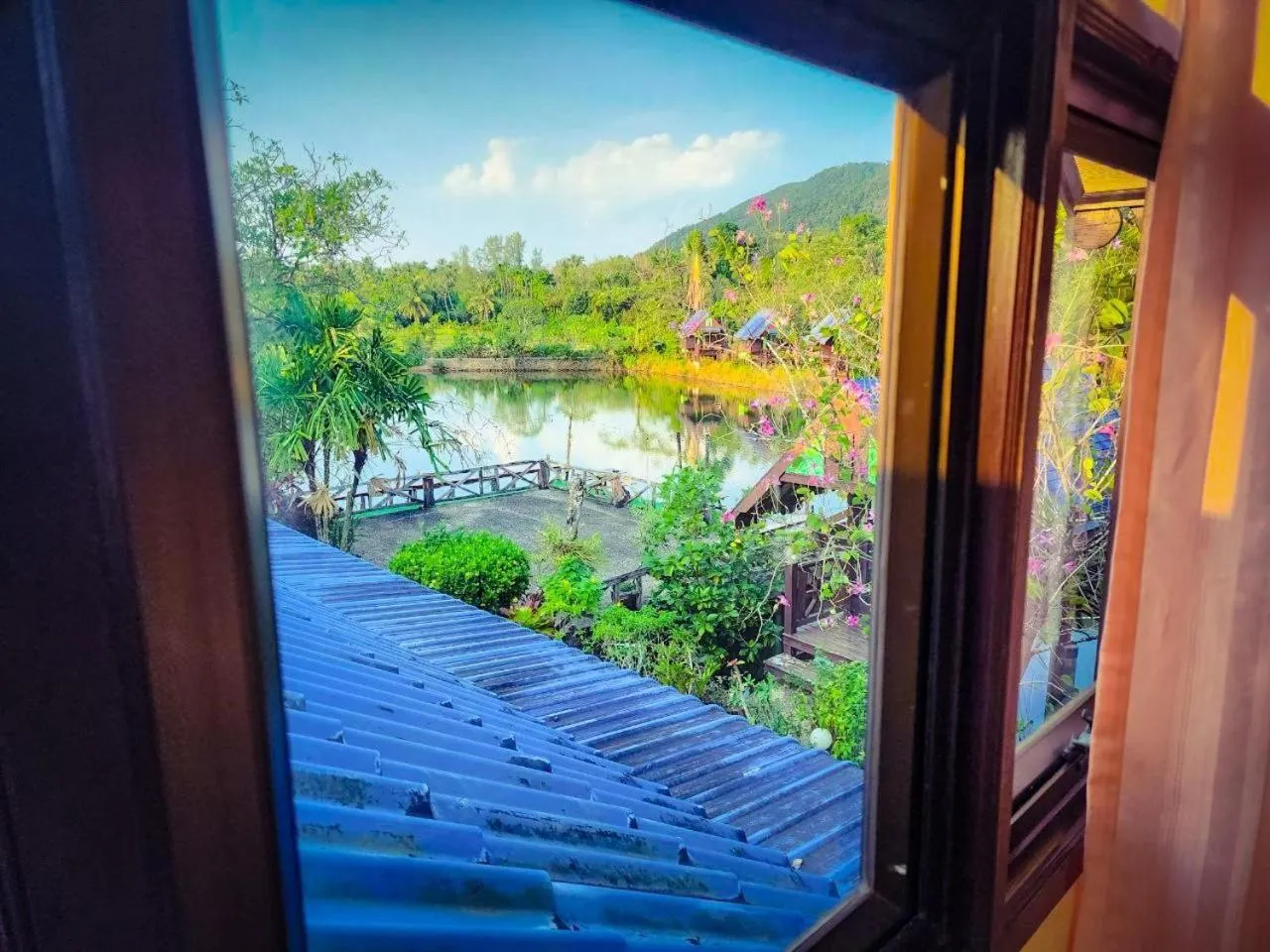 Day in Banmae Resort Kohchang