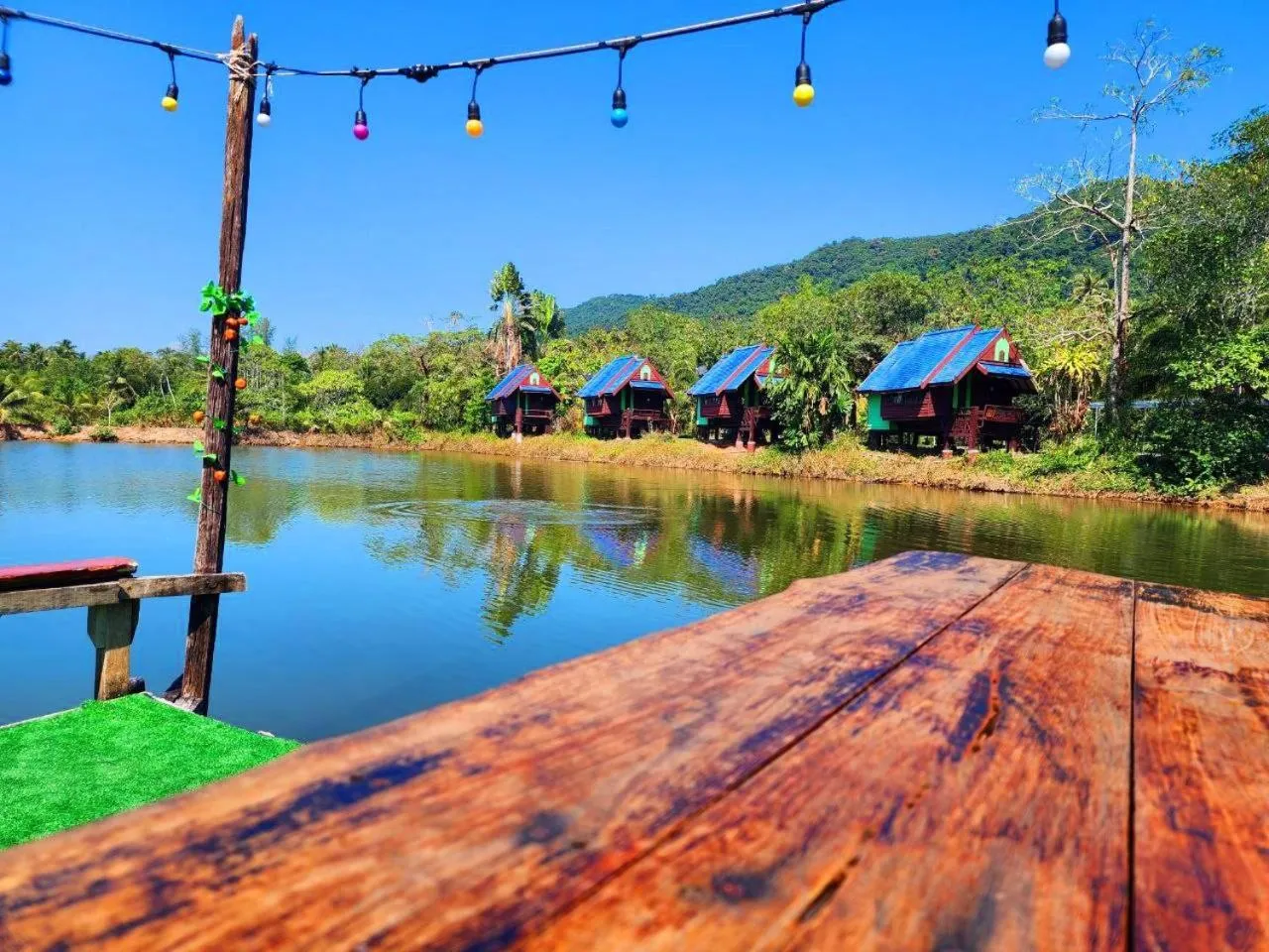 Property building in Banmae Resort Kohchang