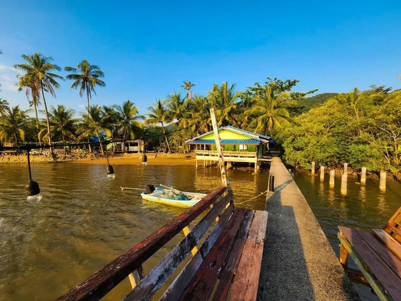 Sea view in Banmae Resort Kohchang