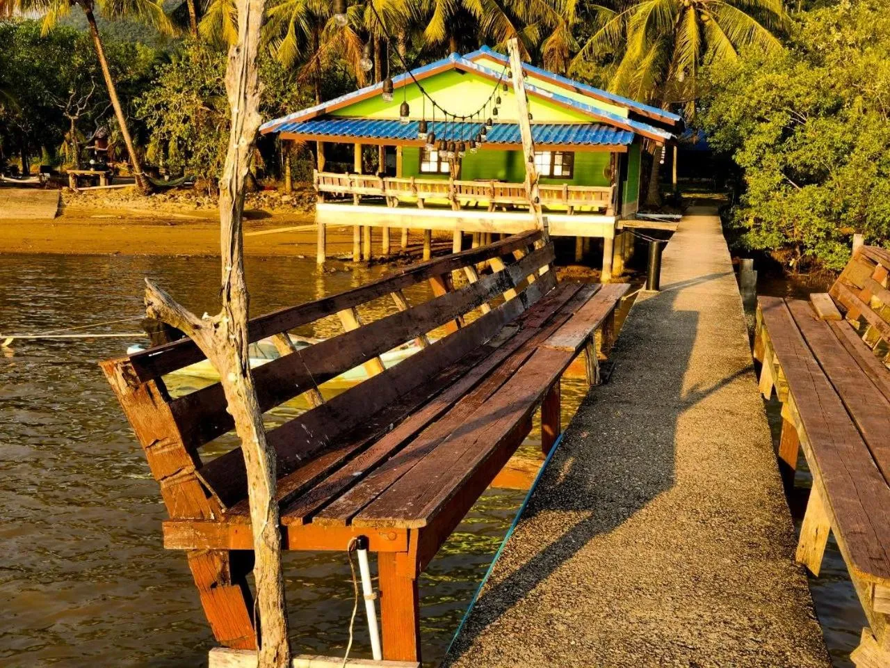 Day in Banmae Resort Kohchang