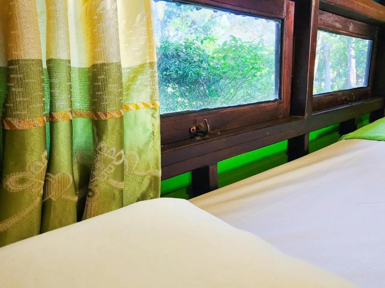 Bed in Banmae Resort Kohchang