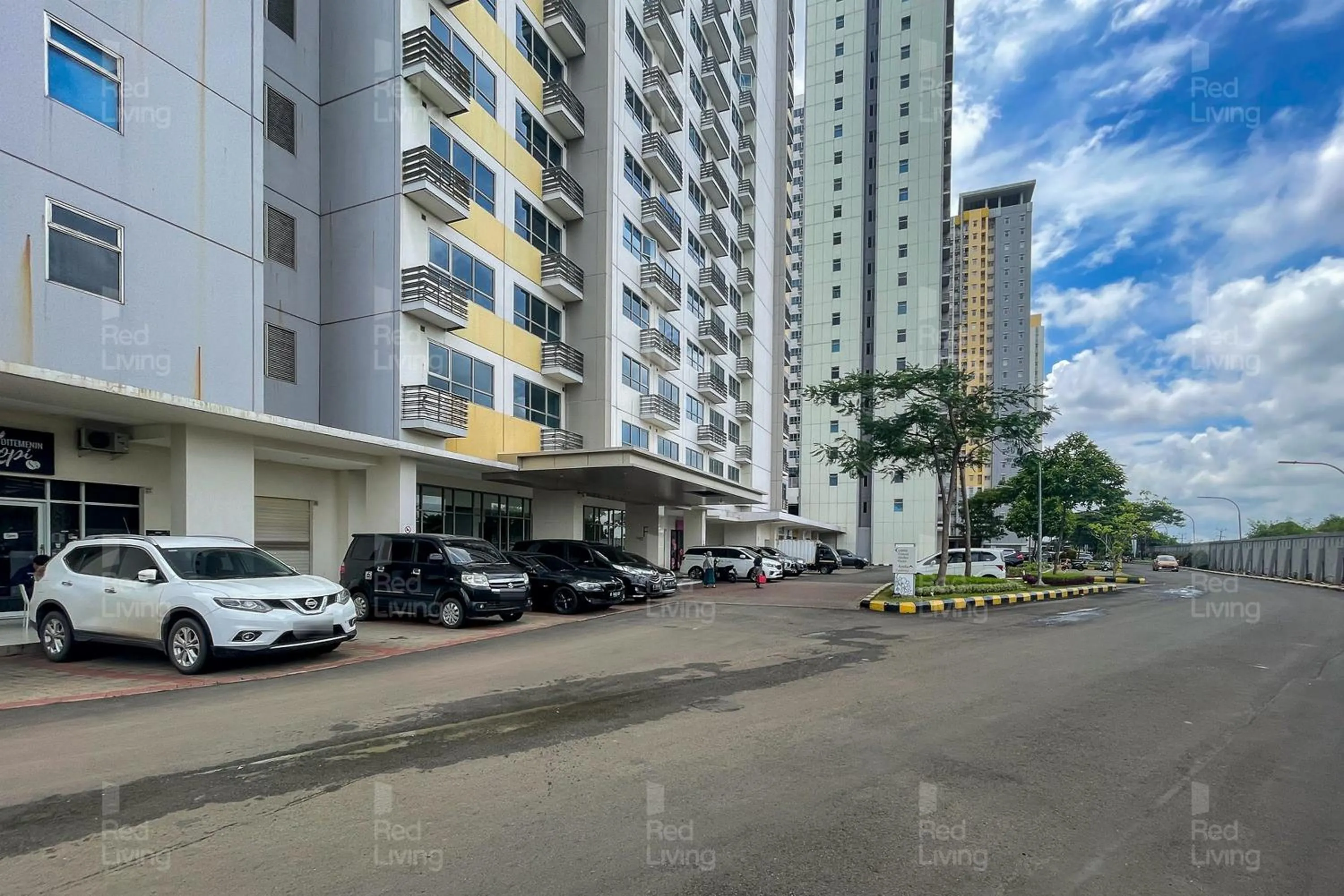 Neighbourhood in RedLiving Apartemen Springlake Summarecon - Kamarku Tower Azolla