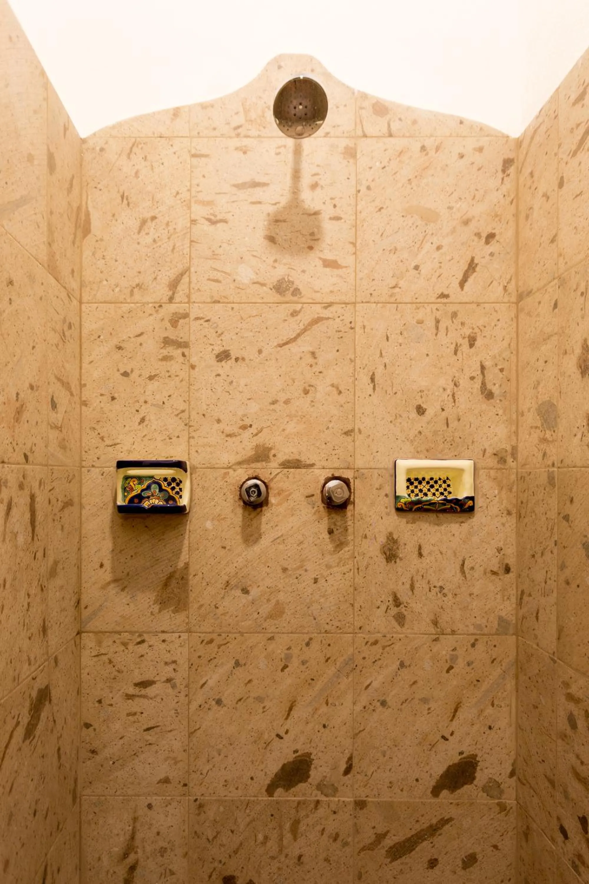 Shower in Palacio Del Cobre