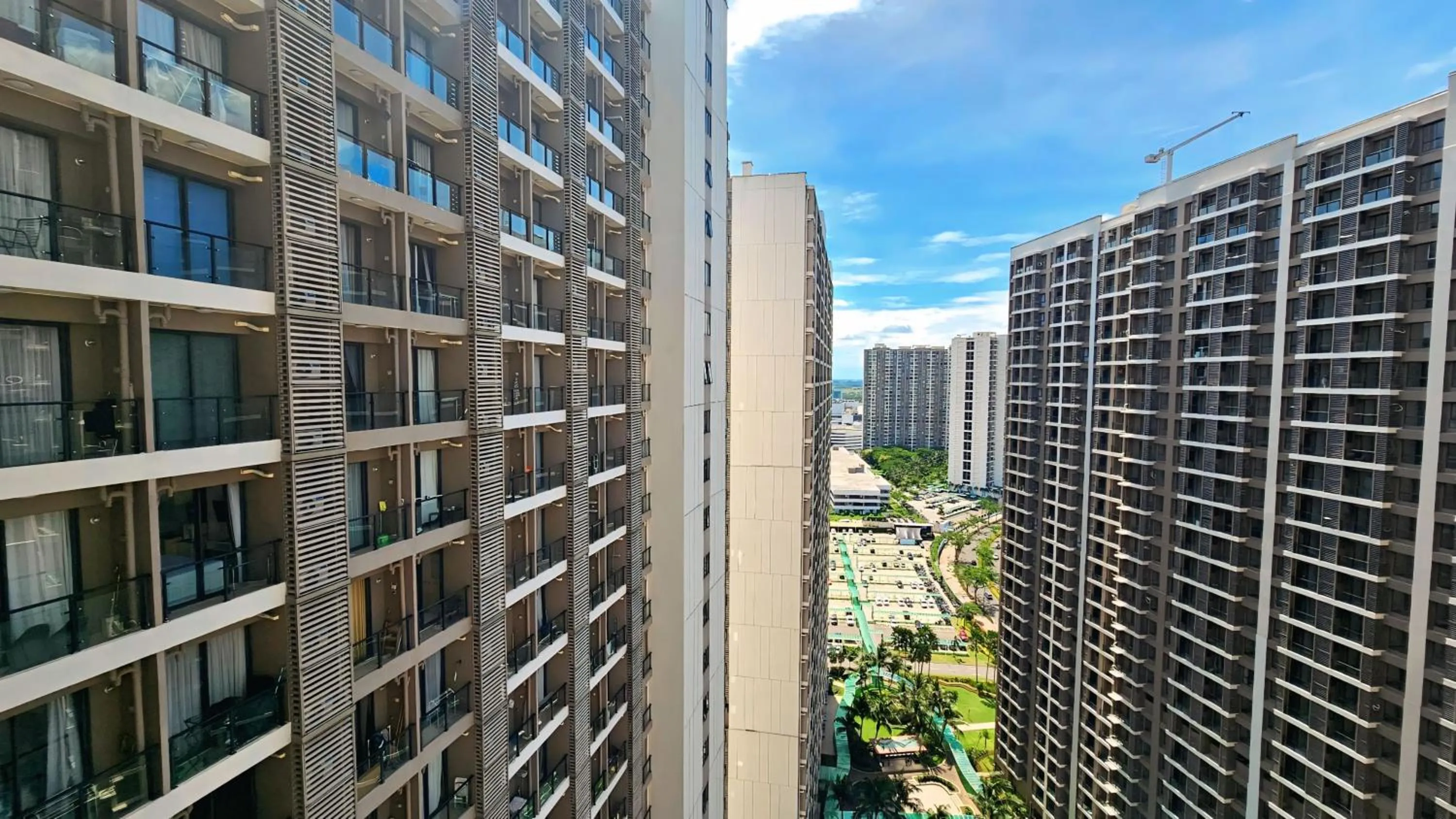 Apartement Sky House BSD TL19D By LiviRooms