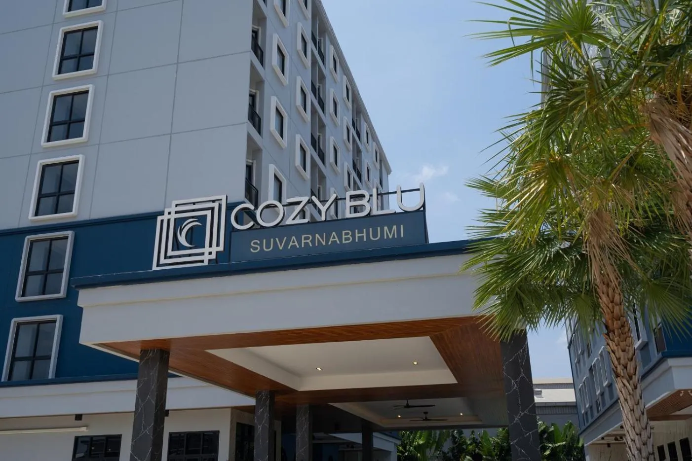Property building in Cozy Blu Suvarnabhumi