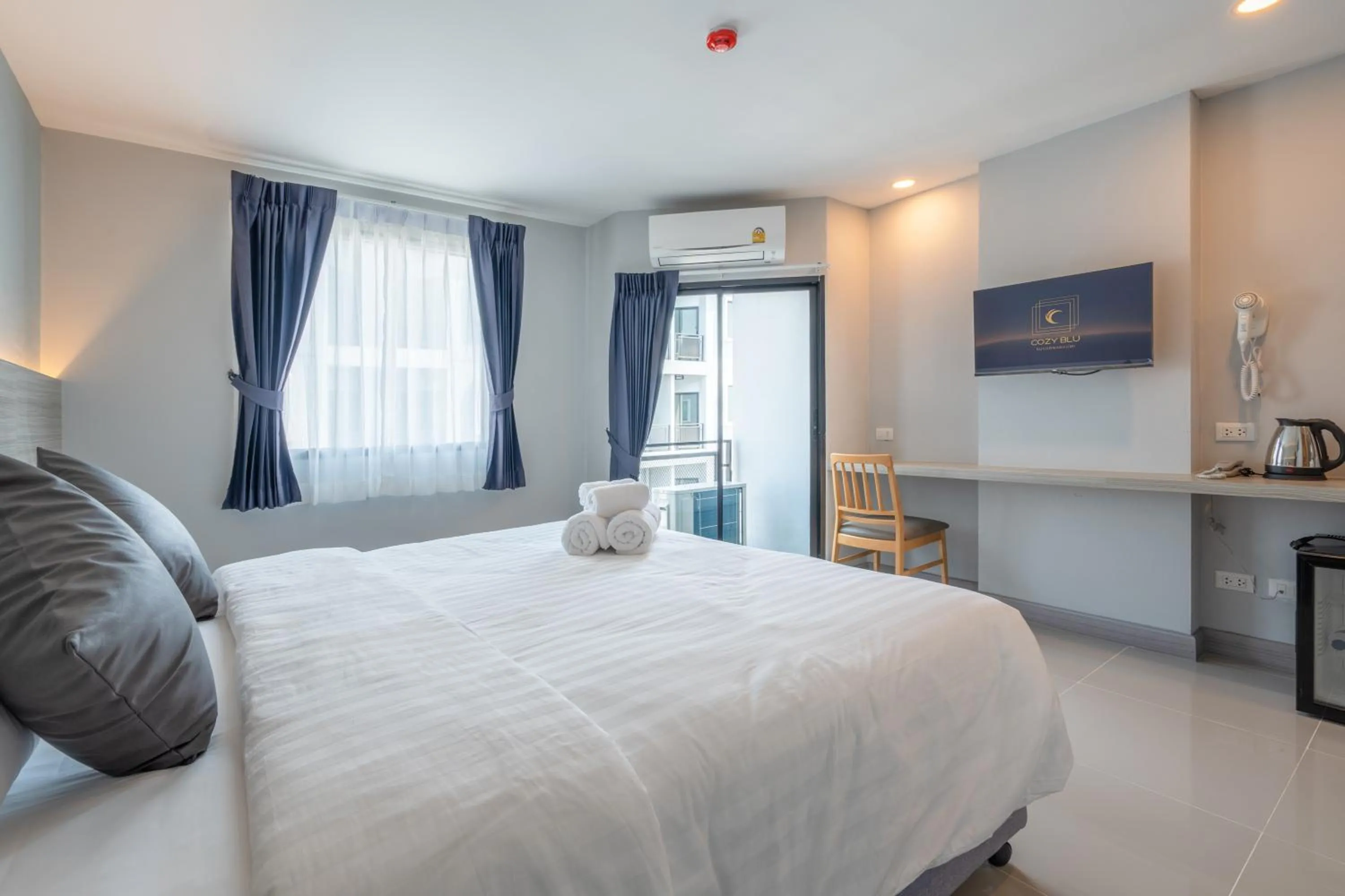 Bedroom, Bed in Cozy Blu Suvarnabhumi