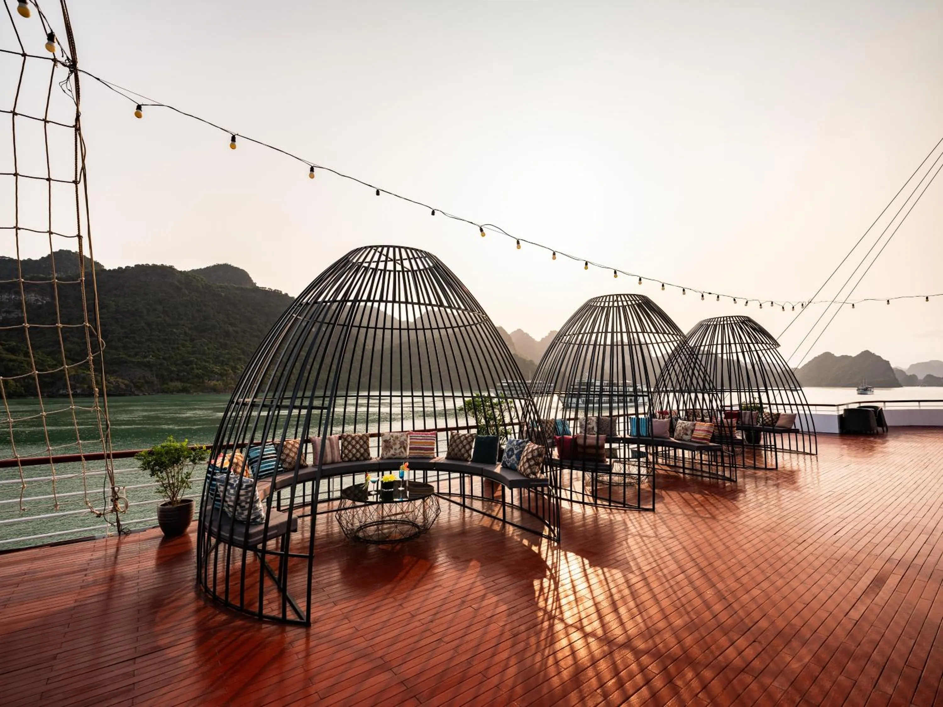 sunbed in Aqua Of The Seas Cruise Halong by AHG