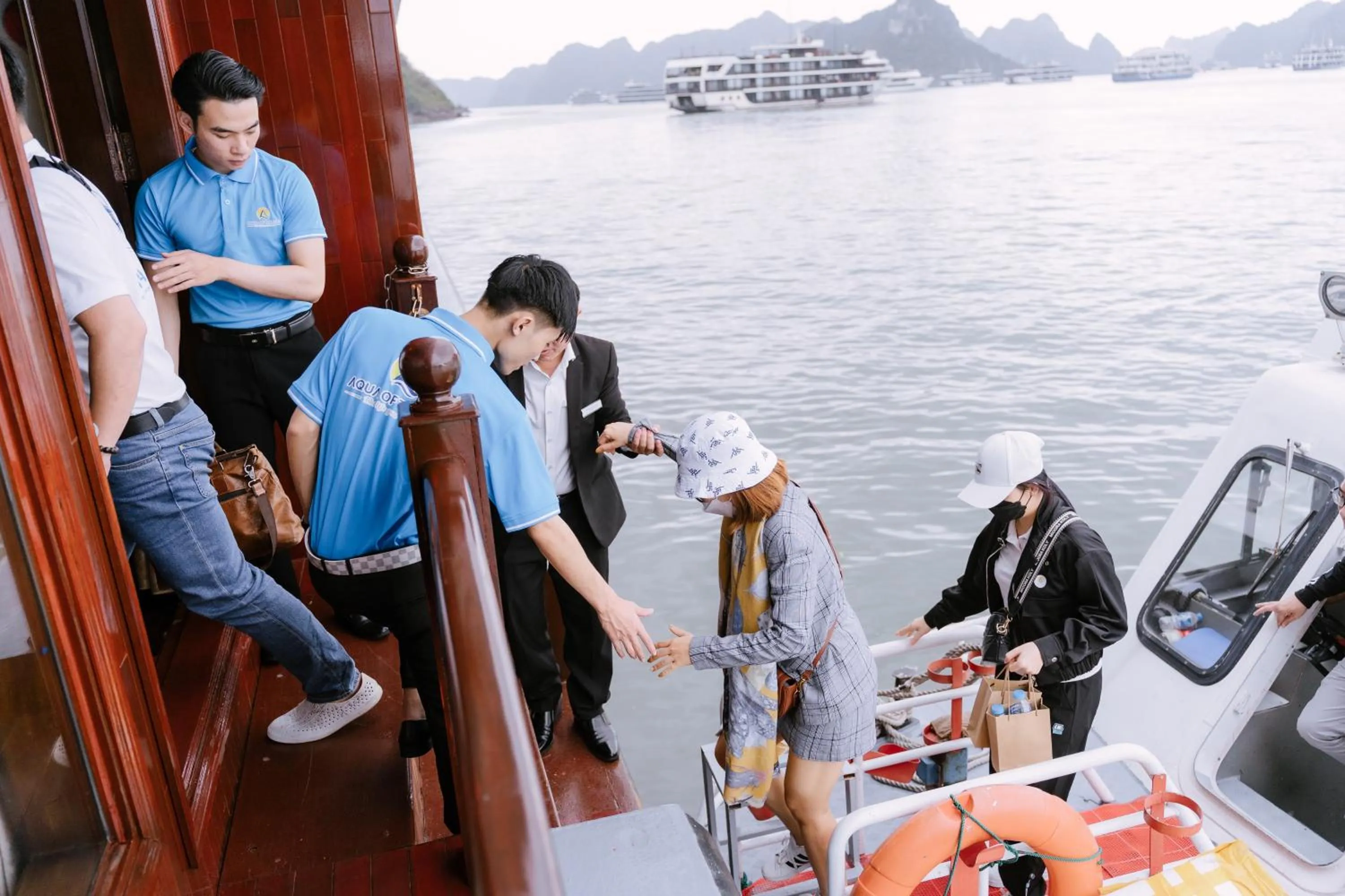 Food in Aqua Of The Seas Cruise Halong by AHG