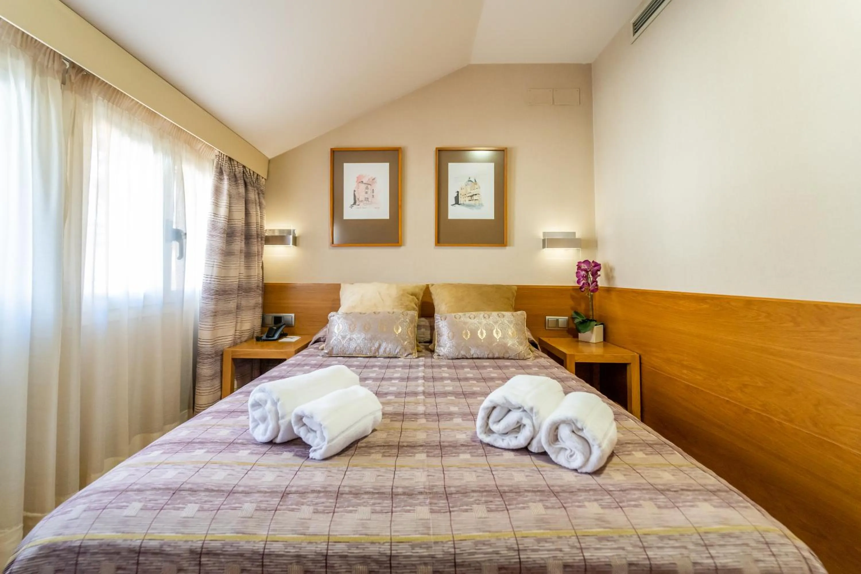 Bedroom, Bed in El Pasaje