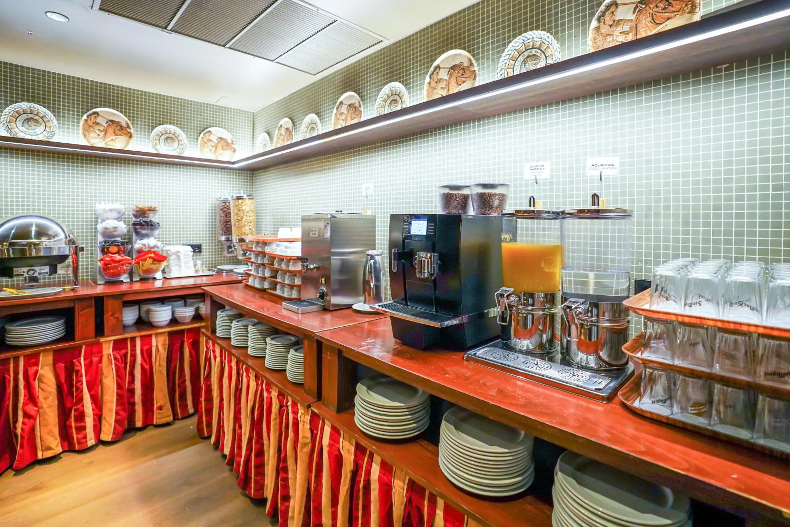 Breakfast in El Pasaje