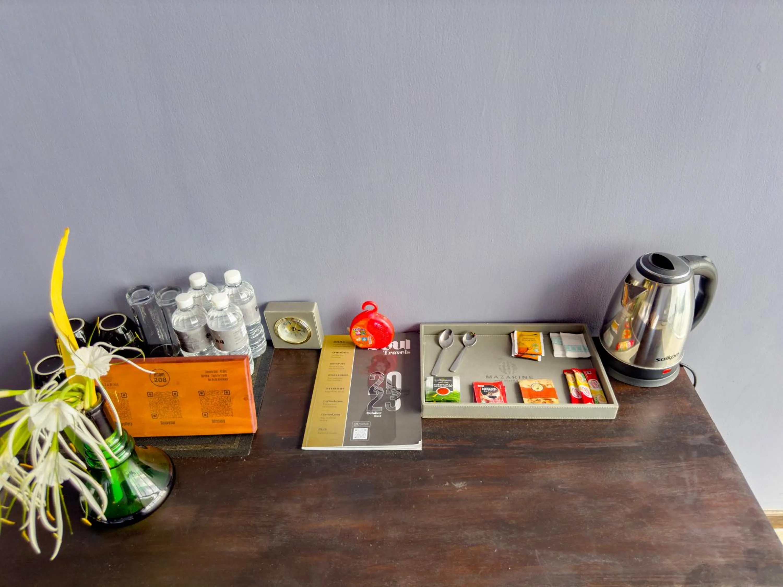 Coffee/tea facilities in Mazarine Surf Suites Hiriketiya