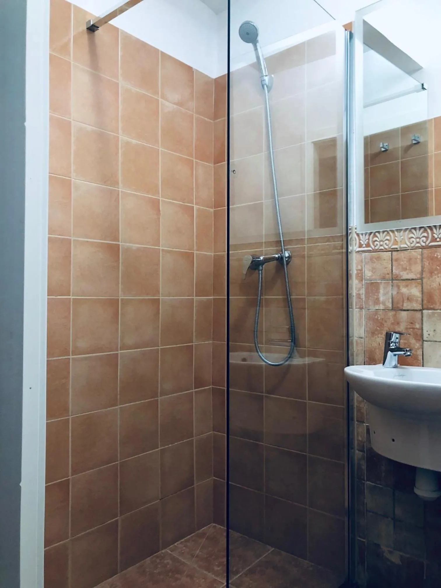 Bathroom in Hospedería Luis de Góngora