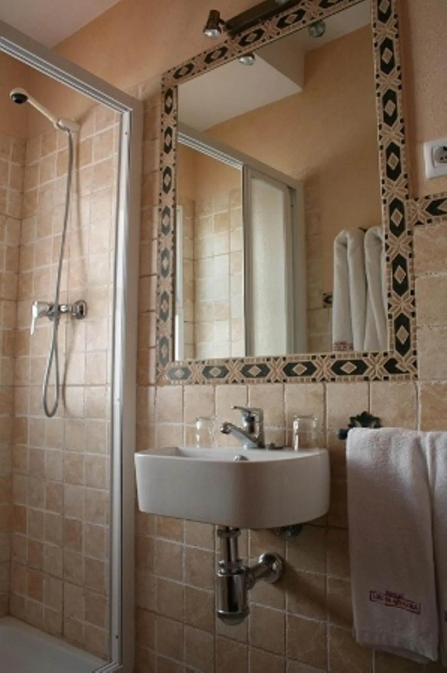 Bathroom in Hospedería Luis de Góngora
