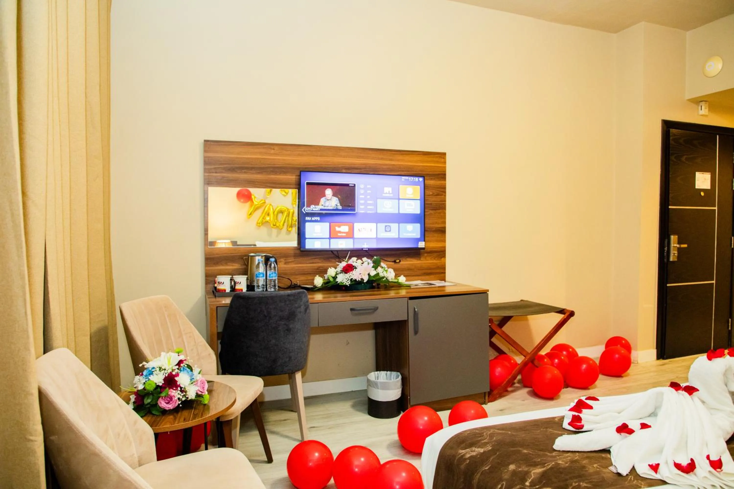 Decorative detail, Bed in The Saj Hotel