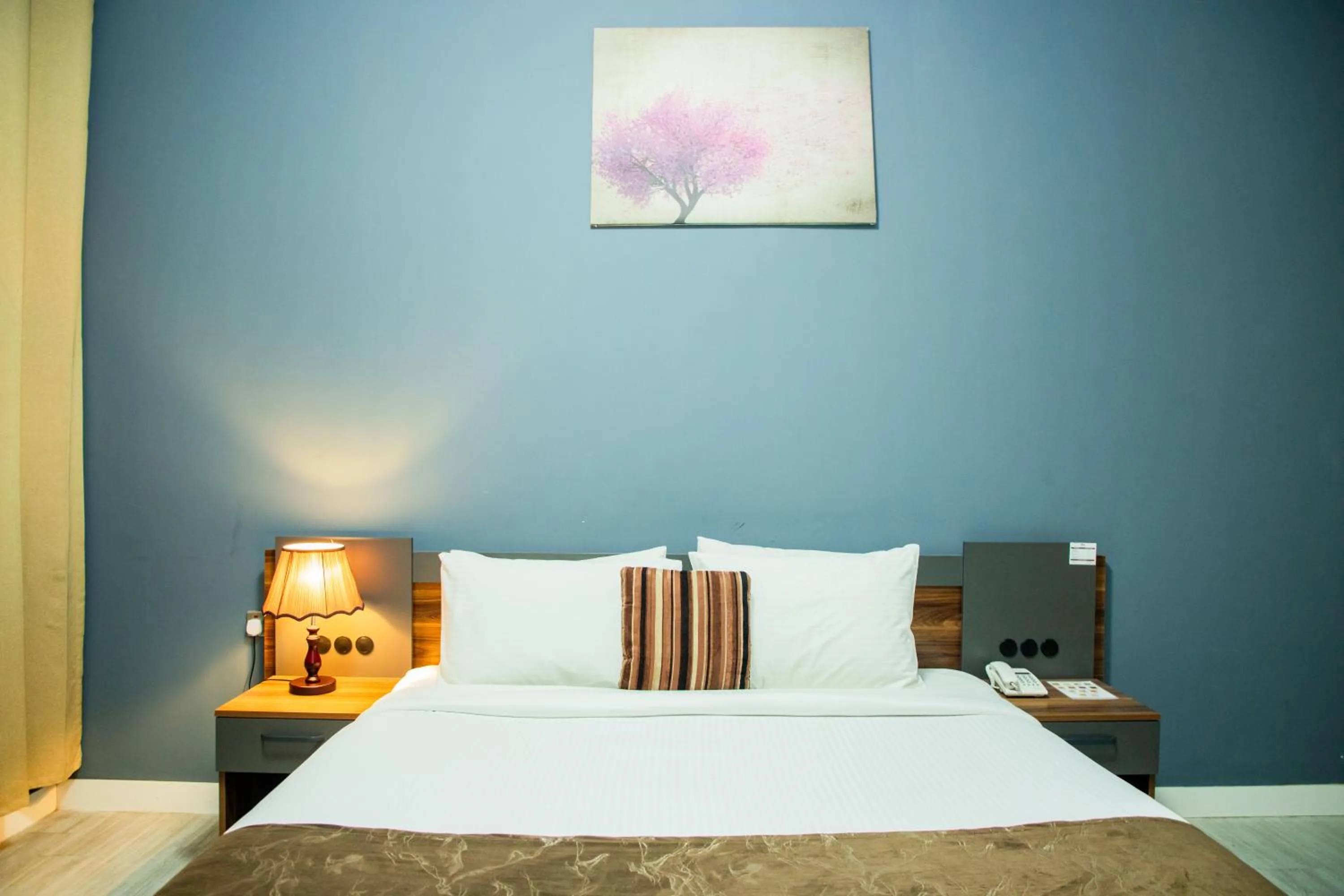 Bedroom, Bed in The Saj Hotel