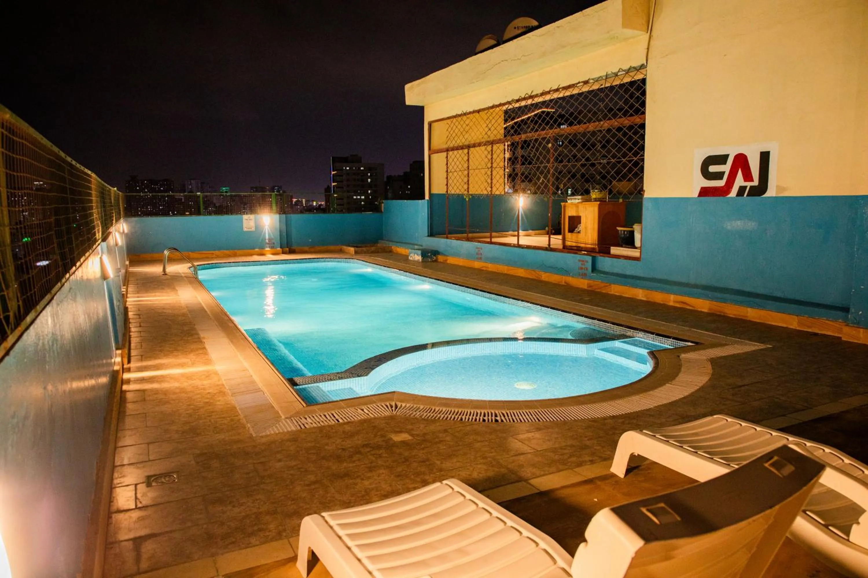 Swimming pool in The Saj Hotel