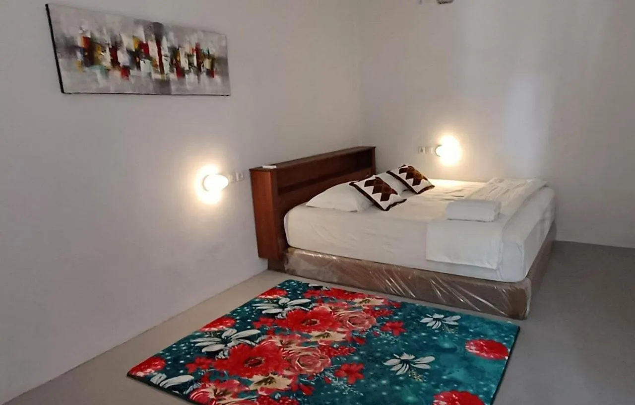 Bedroom, Bed in Komodo Indah Hotel