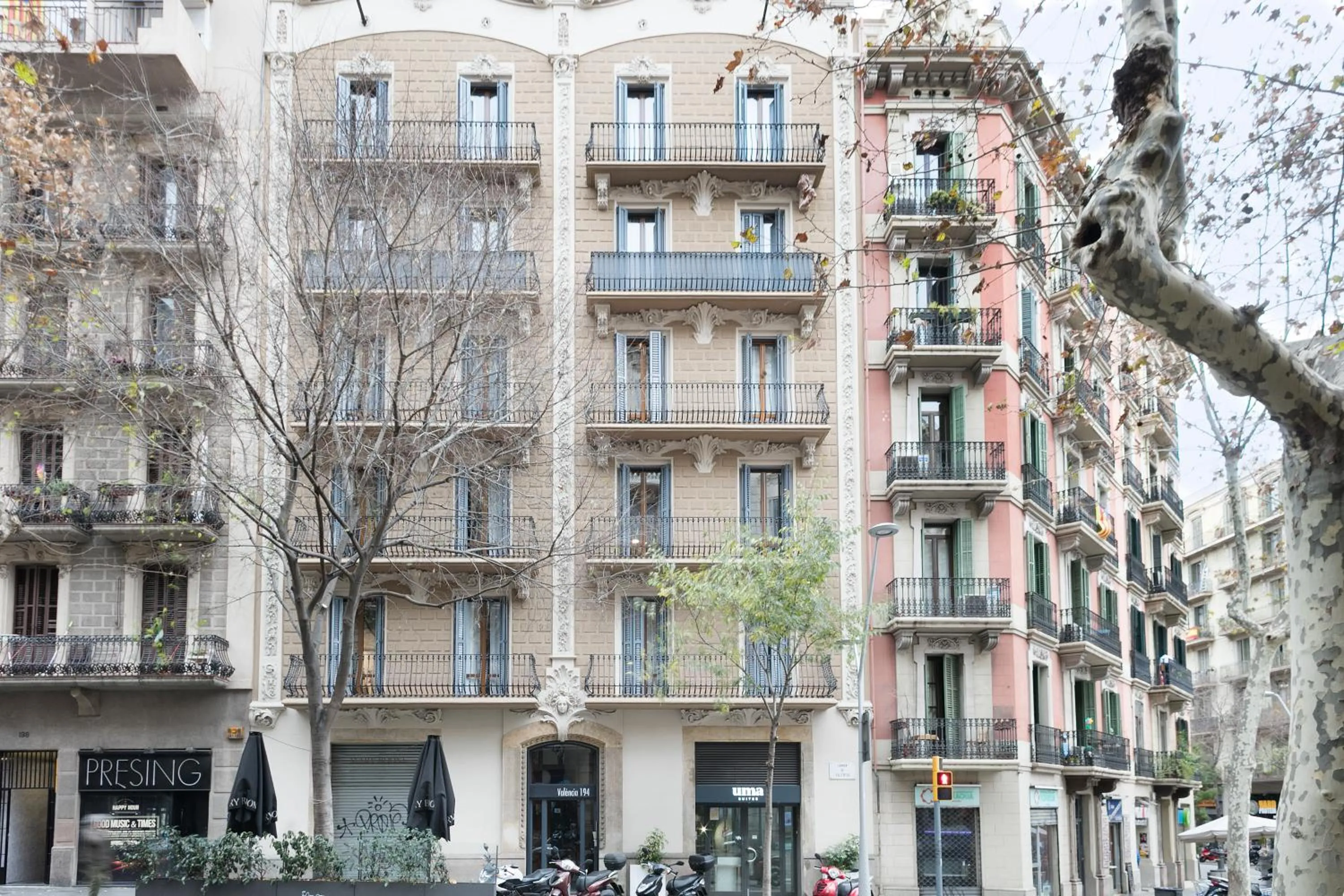 Property building in Vale Suites