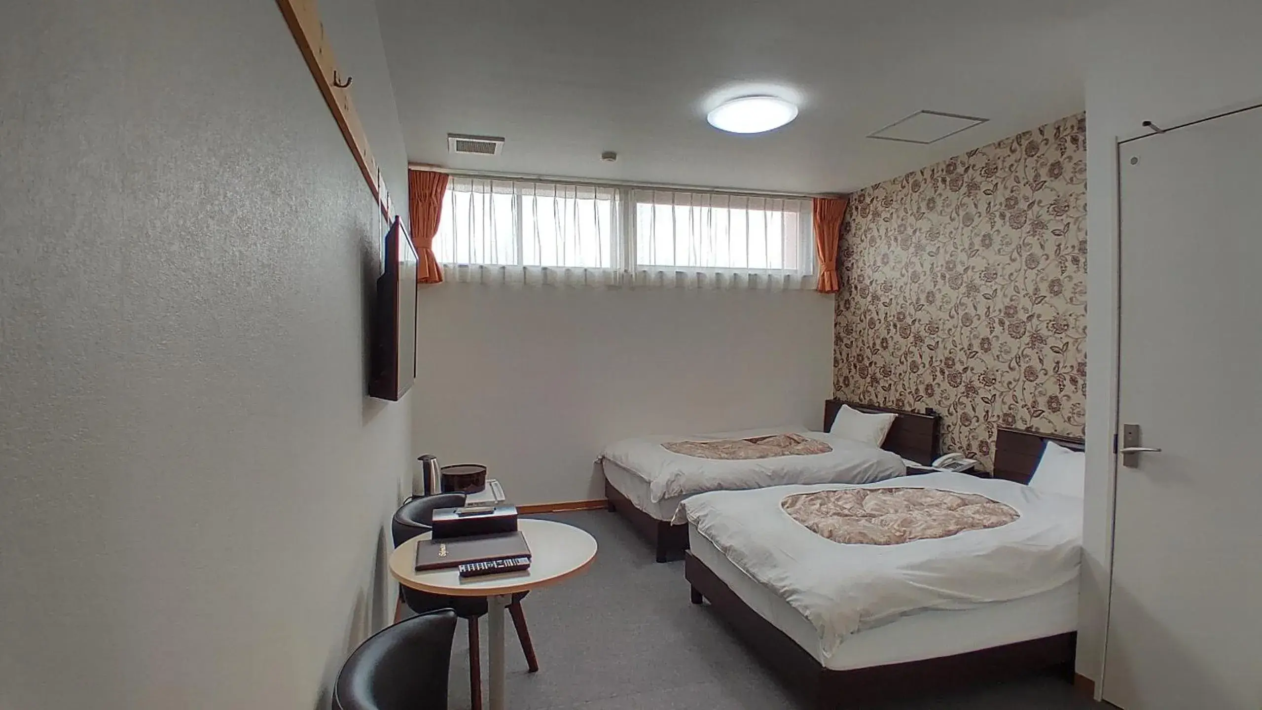 Small Twin Room - single occupancy in Esperanza Resort Atami-エスペランサリゾート熱海 Small Twin Room - single occupancy in Esperanza Resort Atami-エスペランサリゾート熱海