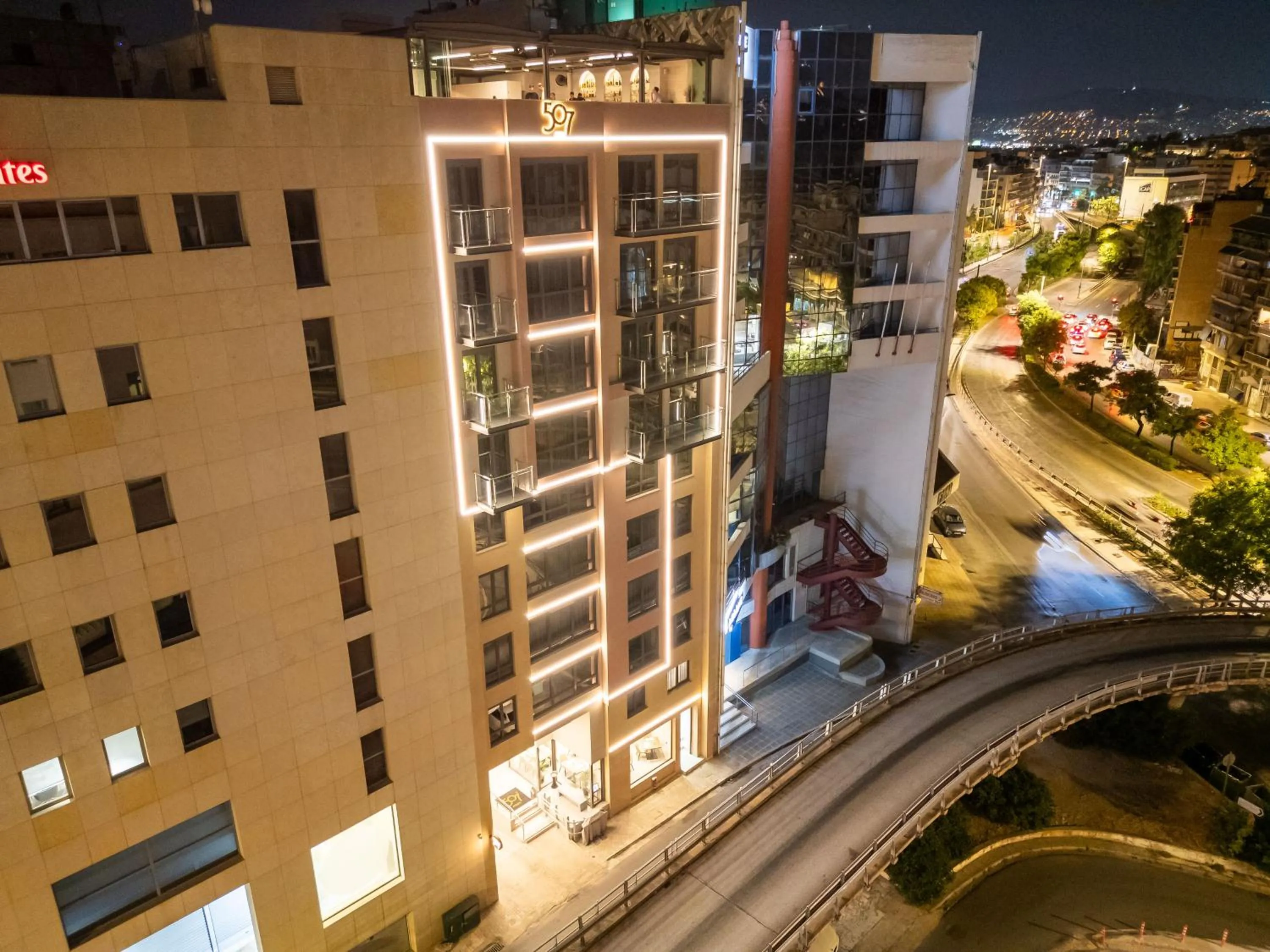 Property building in 507 Athens