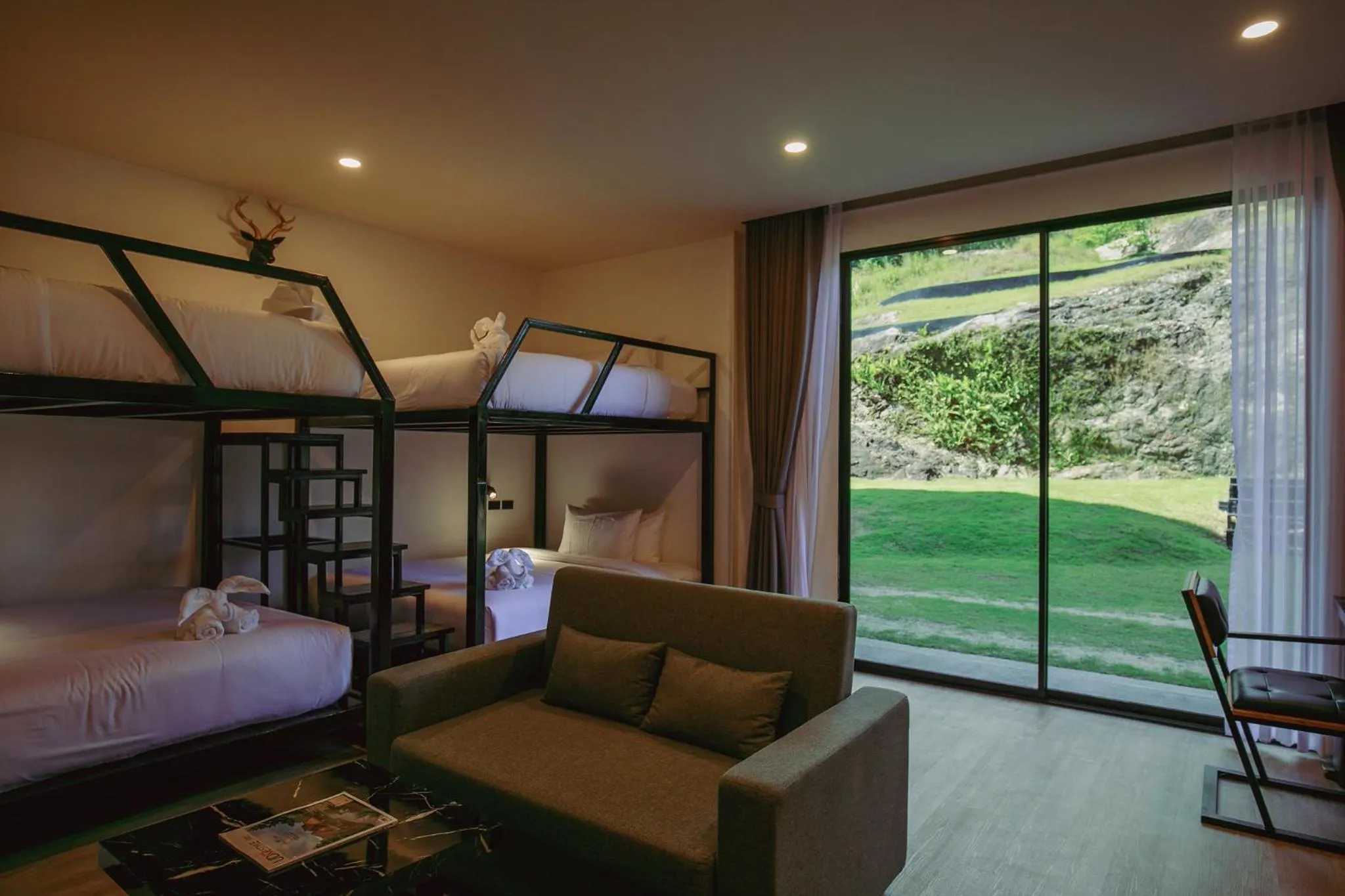 Bed in D’Endless Resotel