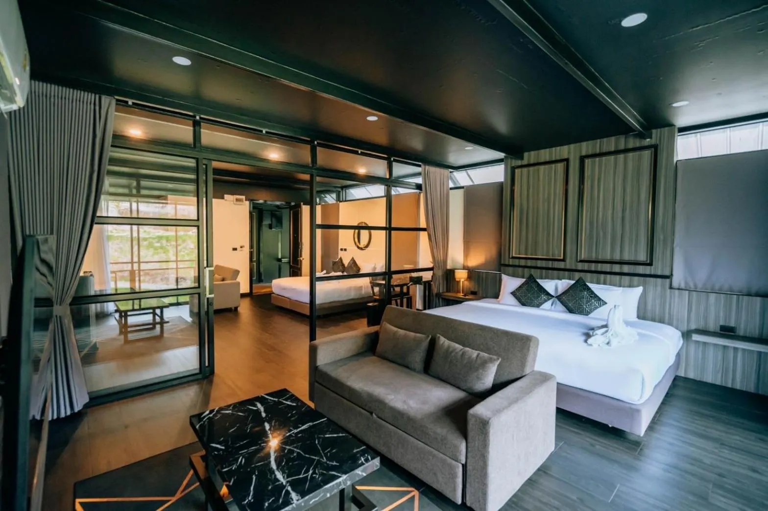 Bed in D’Endless Resotel