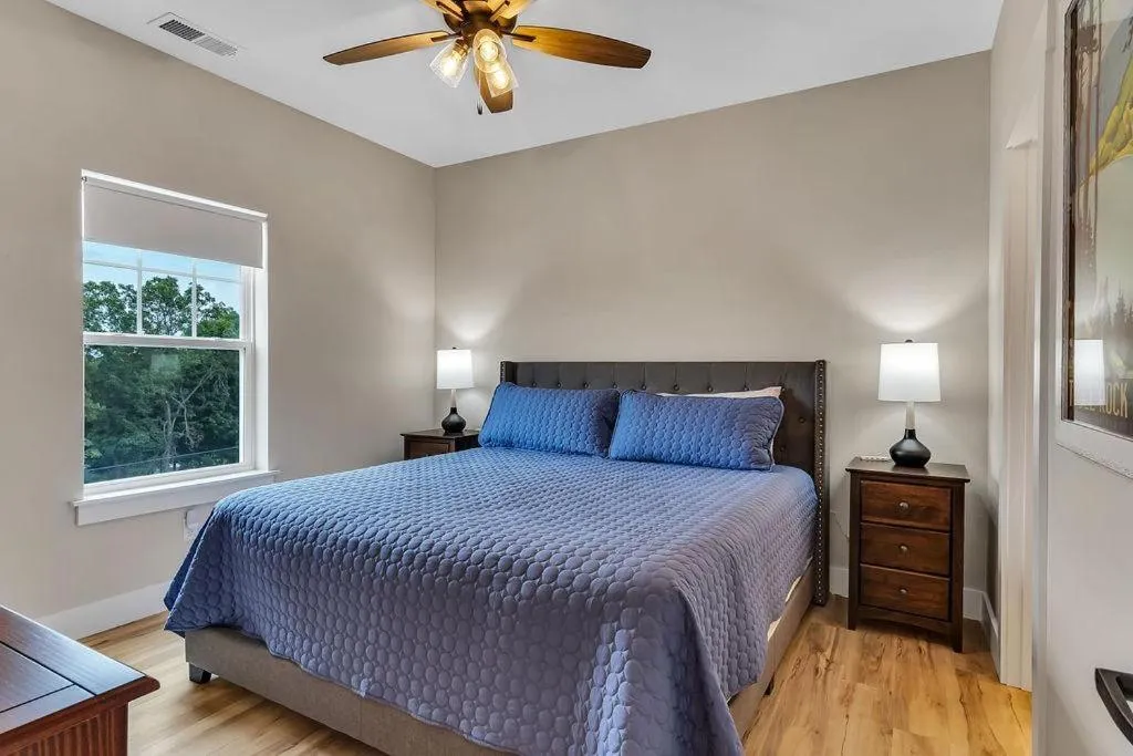 Bed in Lochview Lodge