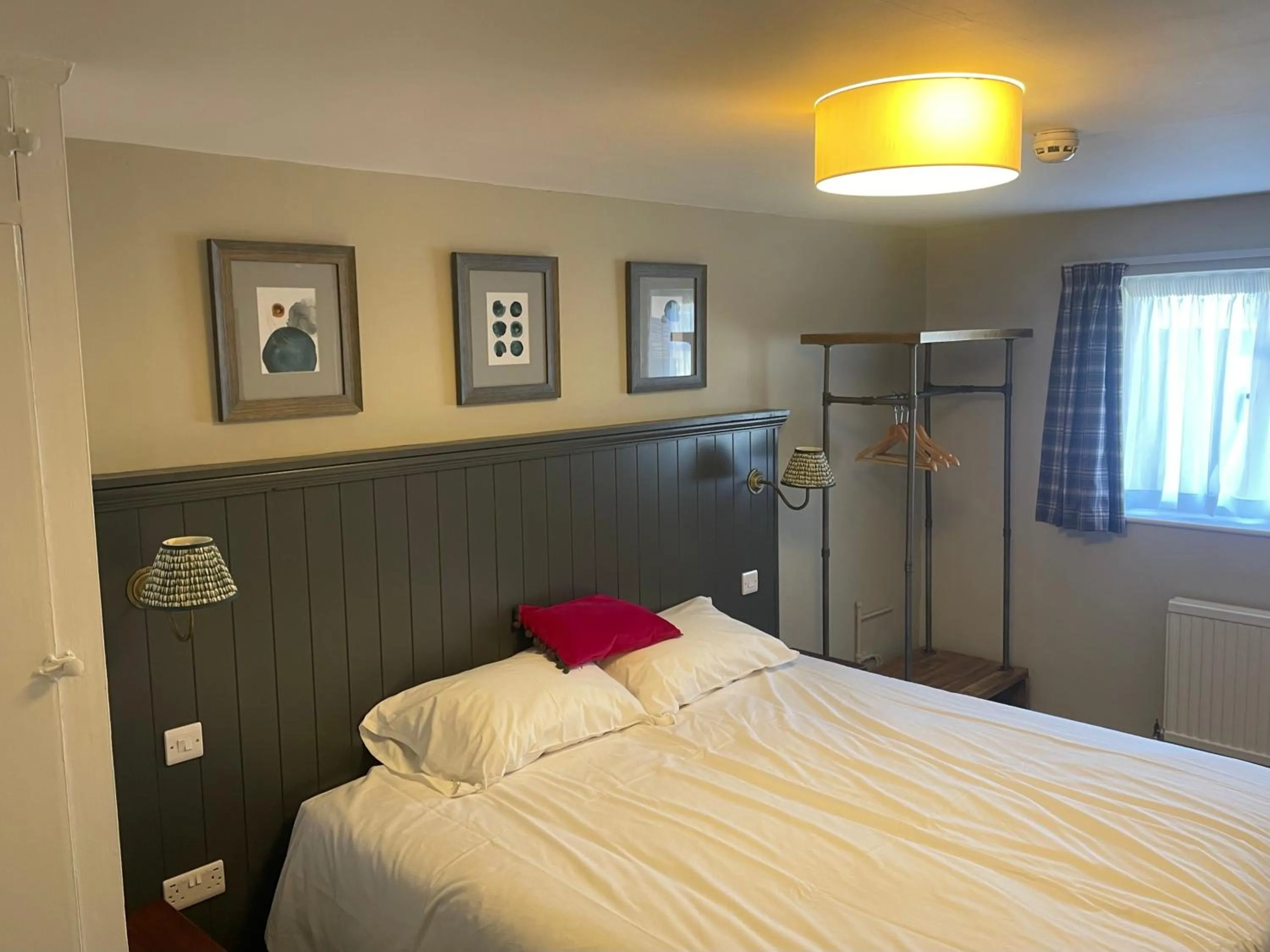 Bedroom in The Bull Hotel