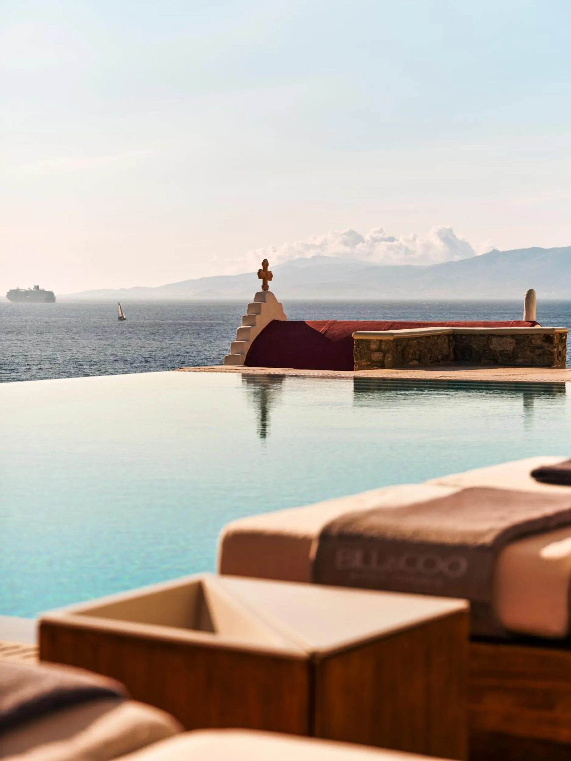 Sea view in Bill&Coo Mykonos-The Leading Hotels of the World