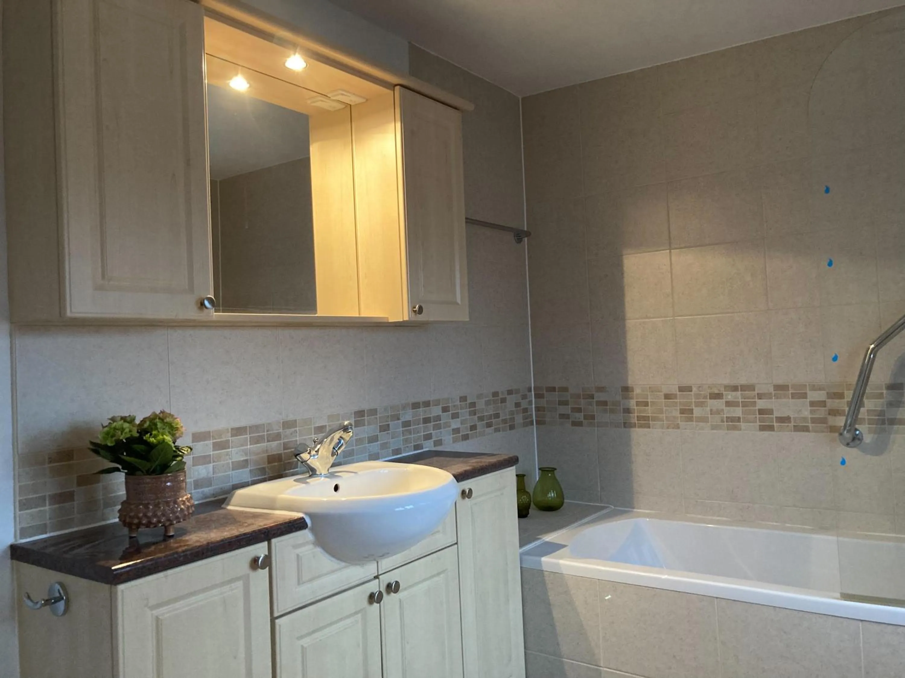 Bathroom in Yew Tree House