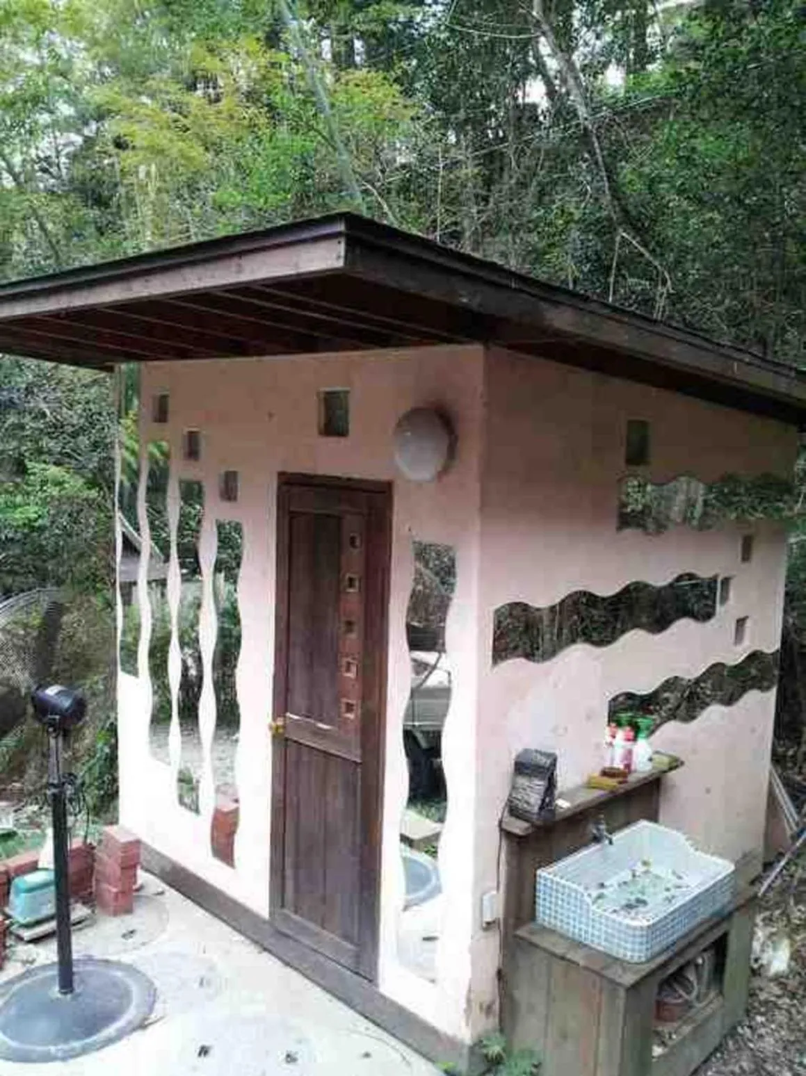 Property building in Nakadaki Art Village