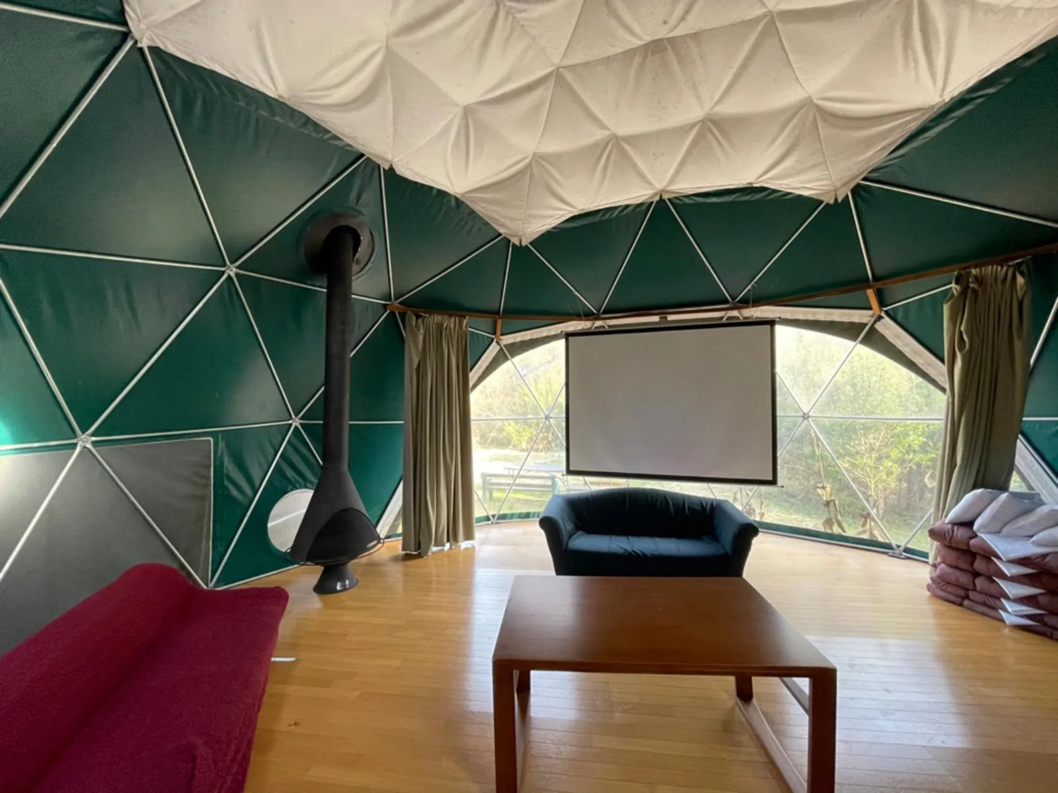 Photo of the whole room in Nakadaki Art Village