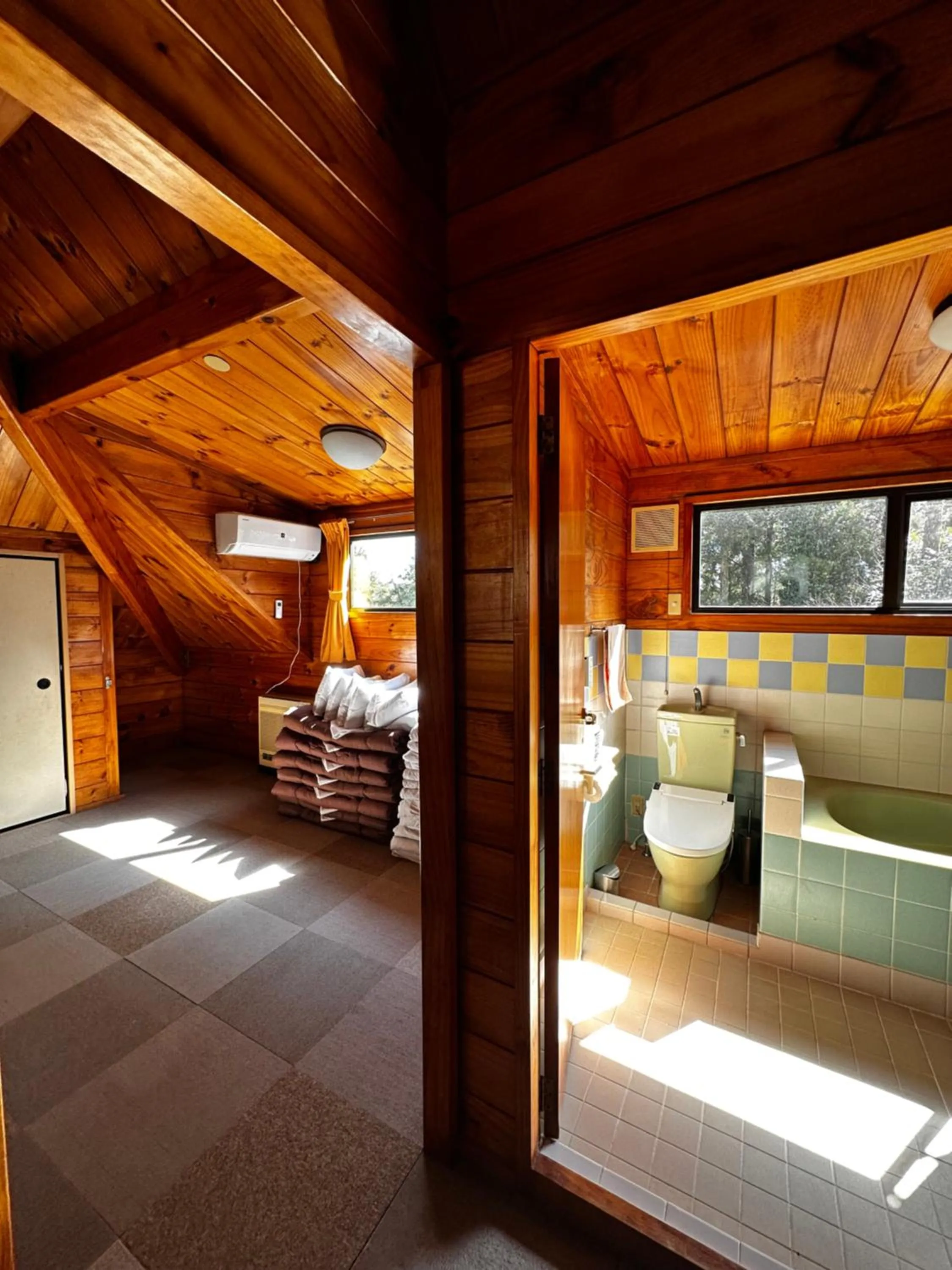 Bathroom, Bed in Nakadaki Art Village