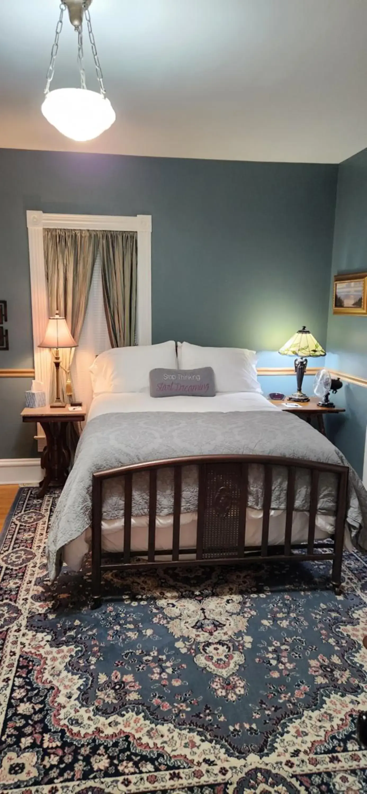 Double Room with Garden View - single occupancy in Oaklawn Inn Double Room with Garden View - single occupancy in Oaklawn Inn