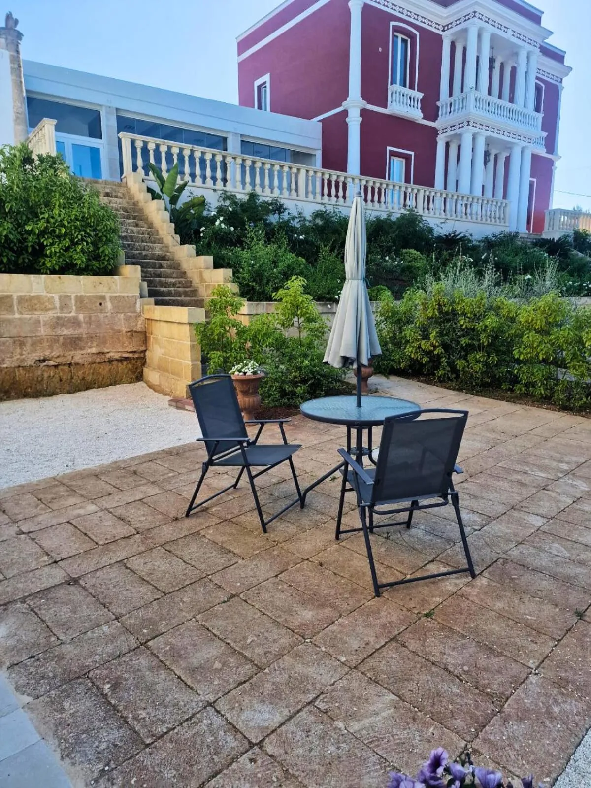 Patio in Imperial Paradise