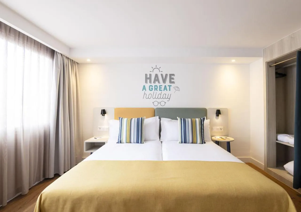 Bed in Abora Interclub Atlantic by Lopesan Hotels