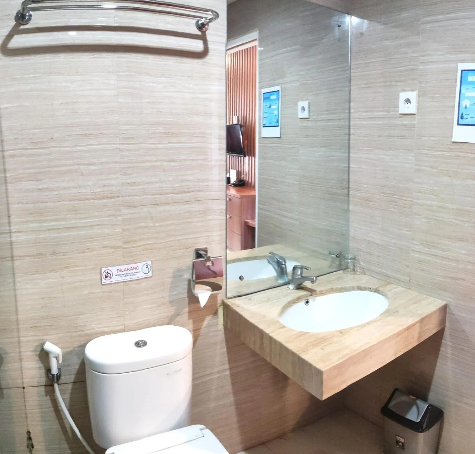 Lombok Vaganza Hotel